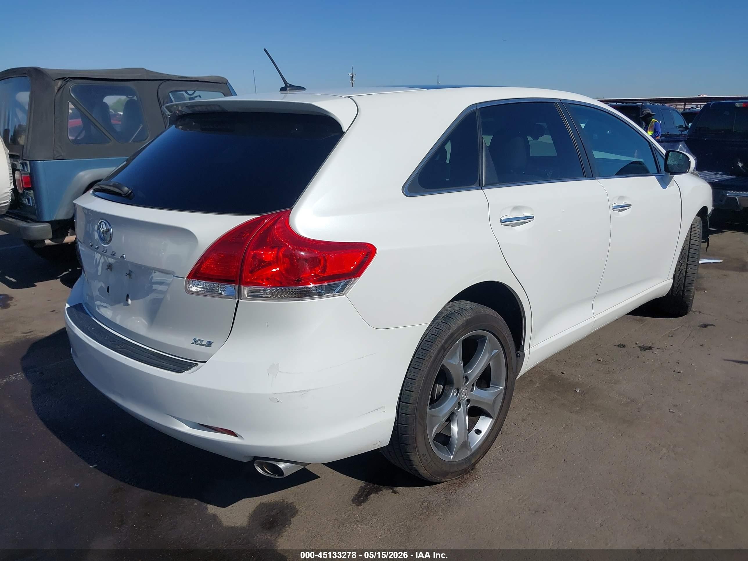 2012 Toyota Venza Xle V6 White vin: 4T3ZK3BB1CU050357