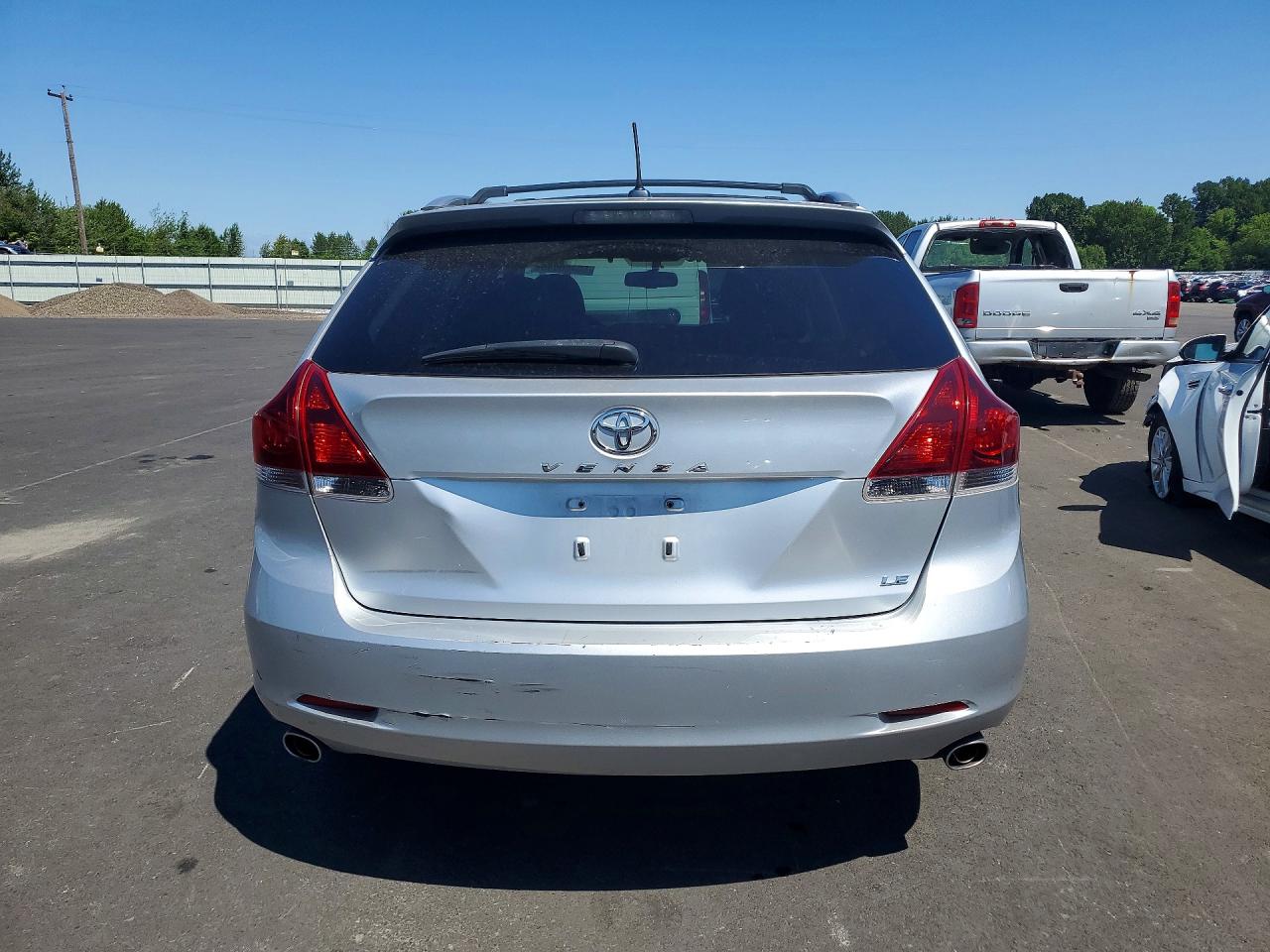 2014 Toyota Venza Le Silver vin: 4T3ZK3BB1EU065895
