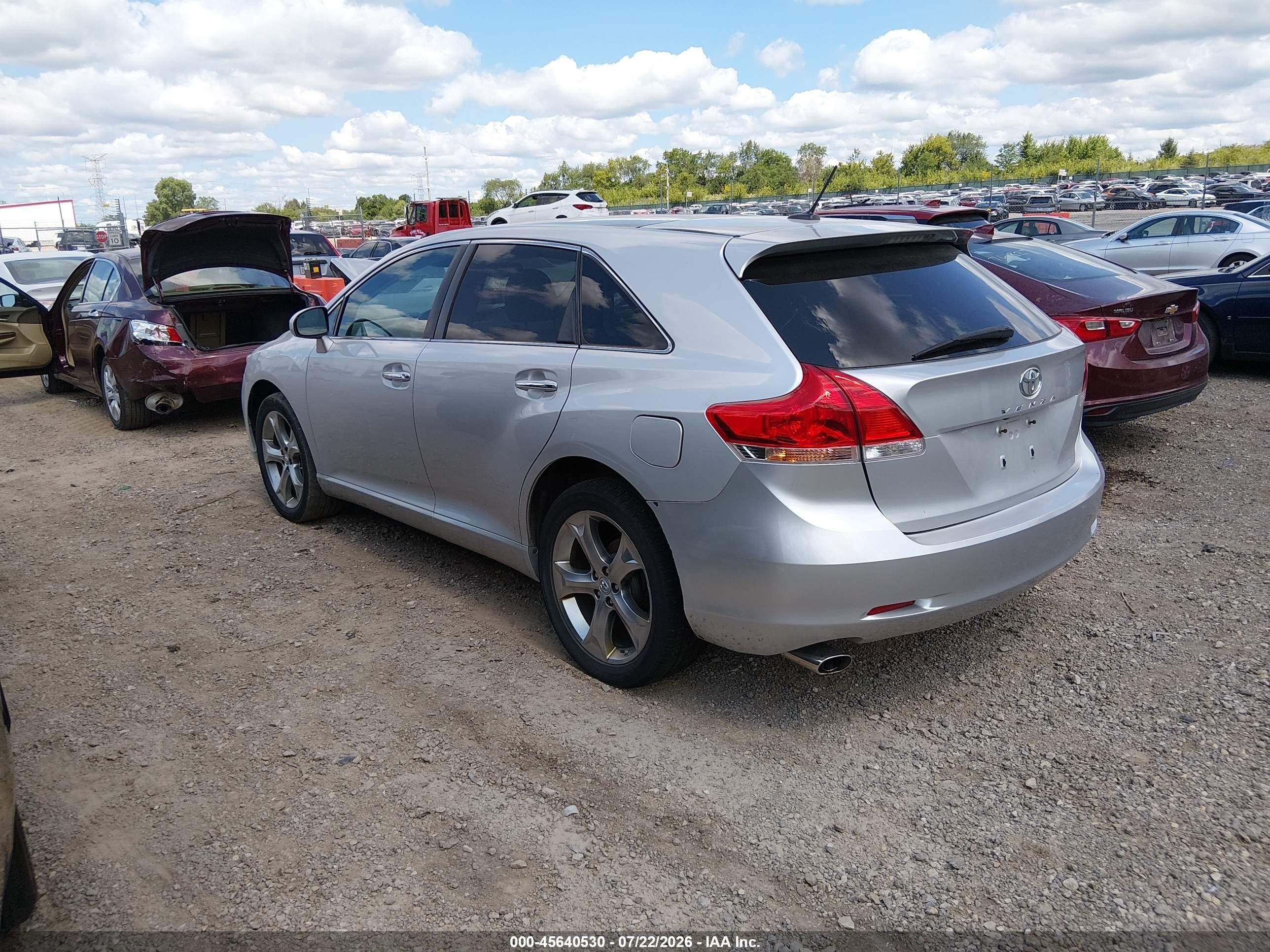2011 Toyota Venza Base V6 Silver vin: 4T3ZK3BB2BU035283