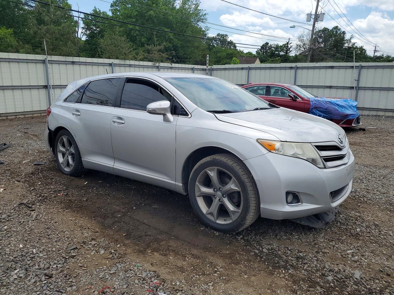 2013 Toyota Venza Le Серебряный vin: 4T3ZK3BB2DU063376