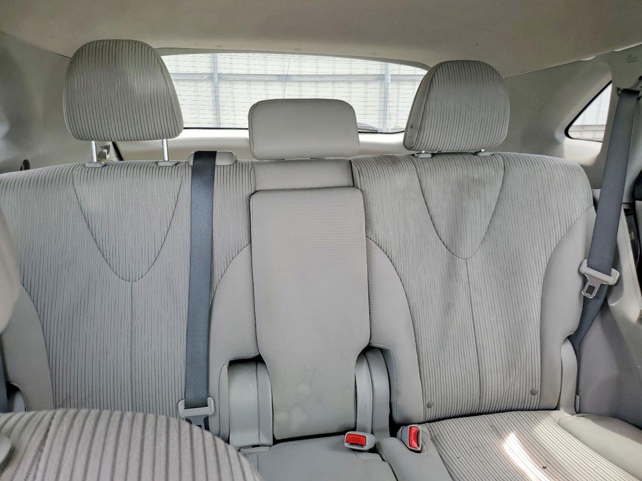 2013 Toyota Venza Le Серебряный vin: 4T3ZK3BB2DU063376