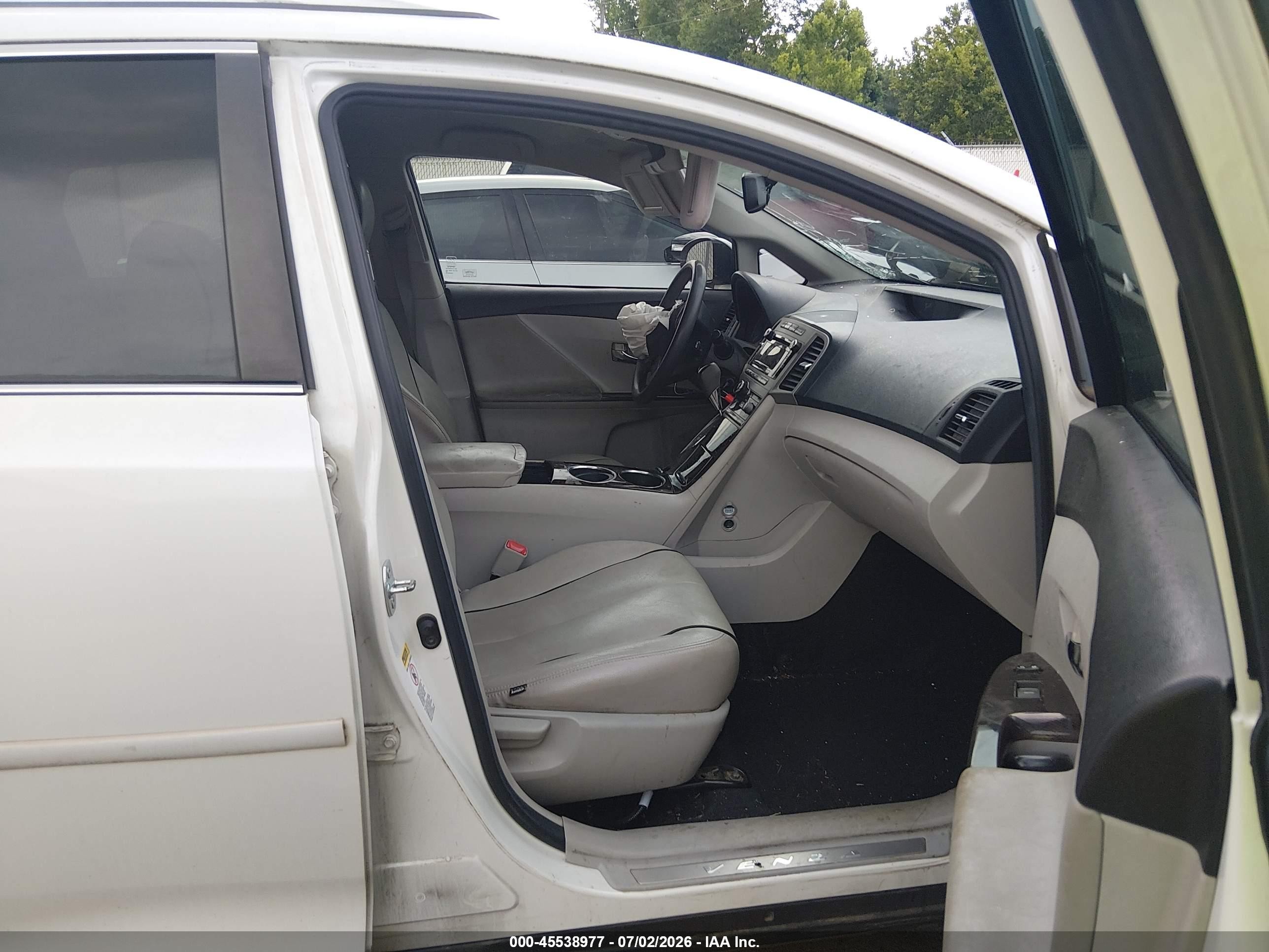 2011 Toyota Venza Base V6 White vin: 4T3ZK3BB3BU041108