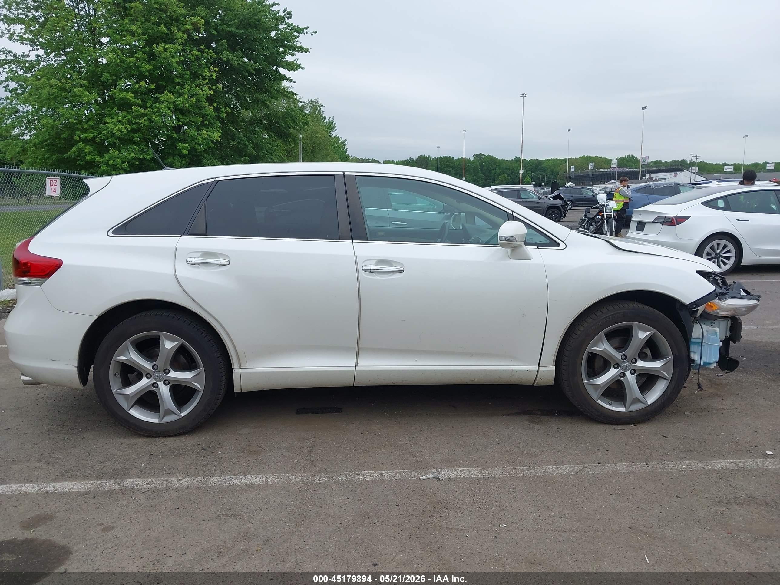 2014 Toyota Venza Xle V6 White vin: 4T3ZK3BB3EU066515