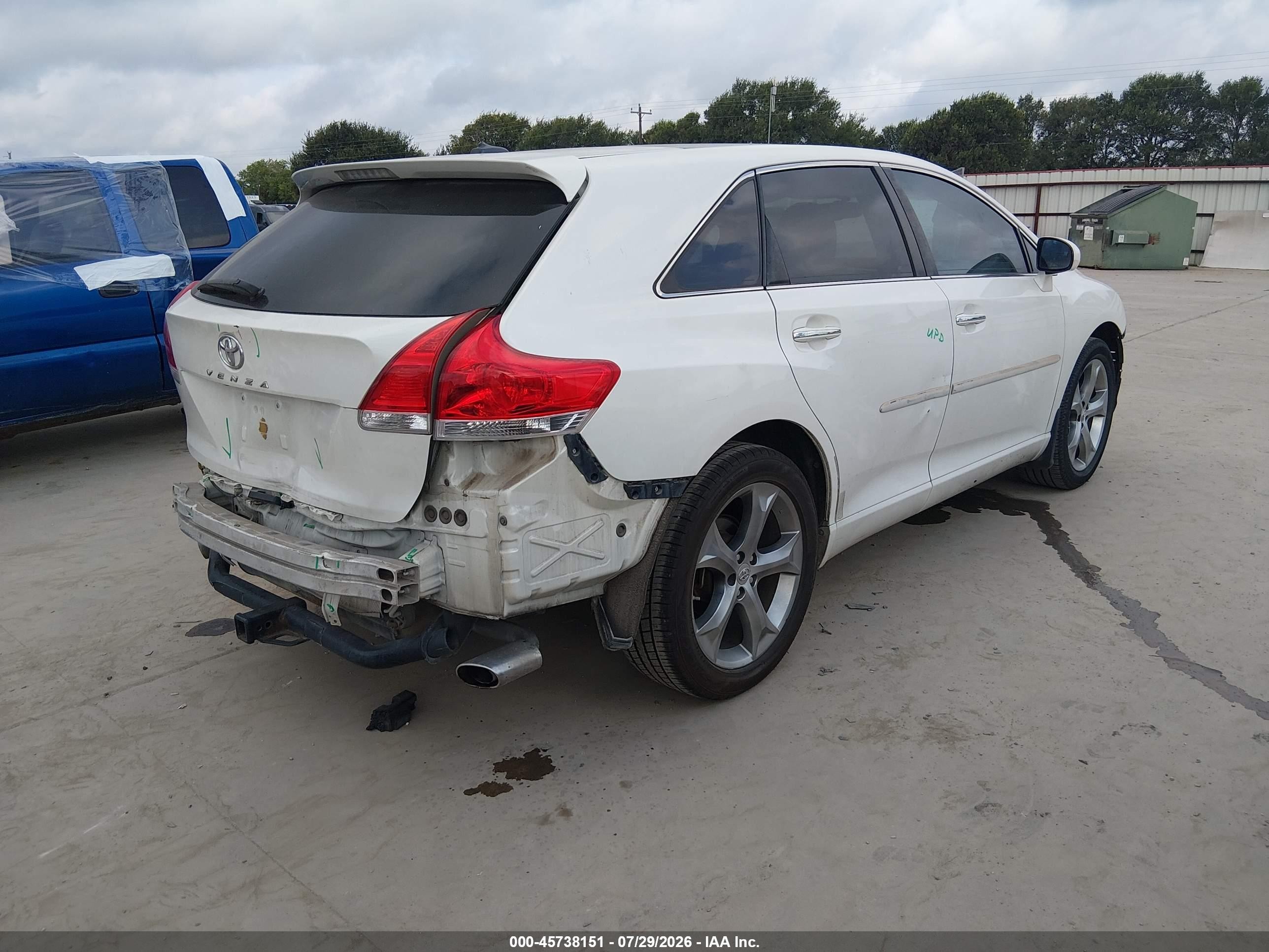 2010 Toyota Venza Base V6 White vin: 4T3ZK3BB4AU023912