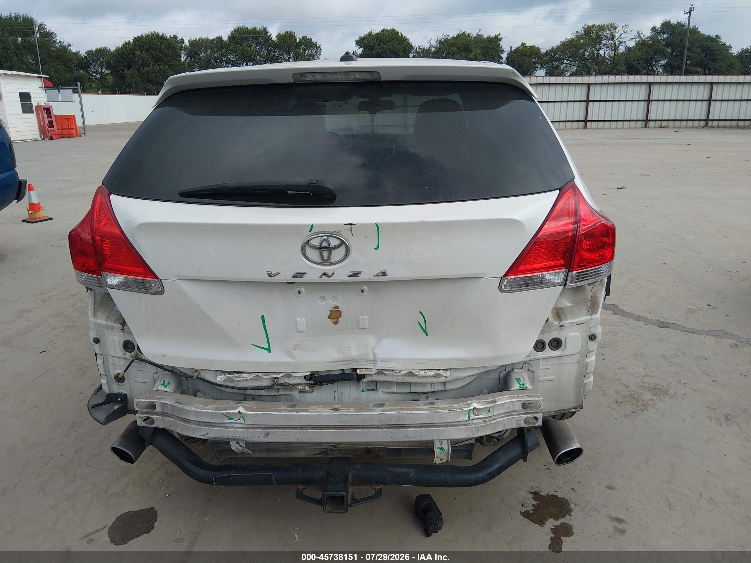 2010 Toyota Venza Base V6 White vin: 4T3ZK3BB4AU023912