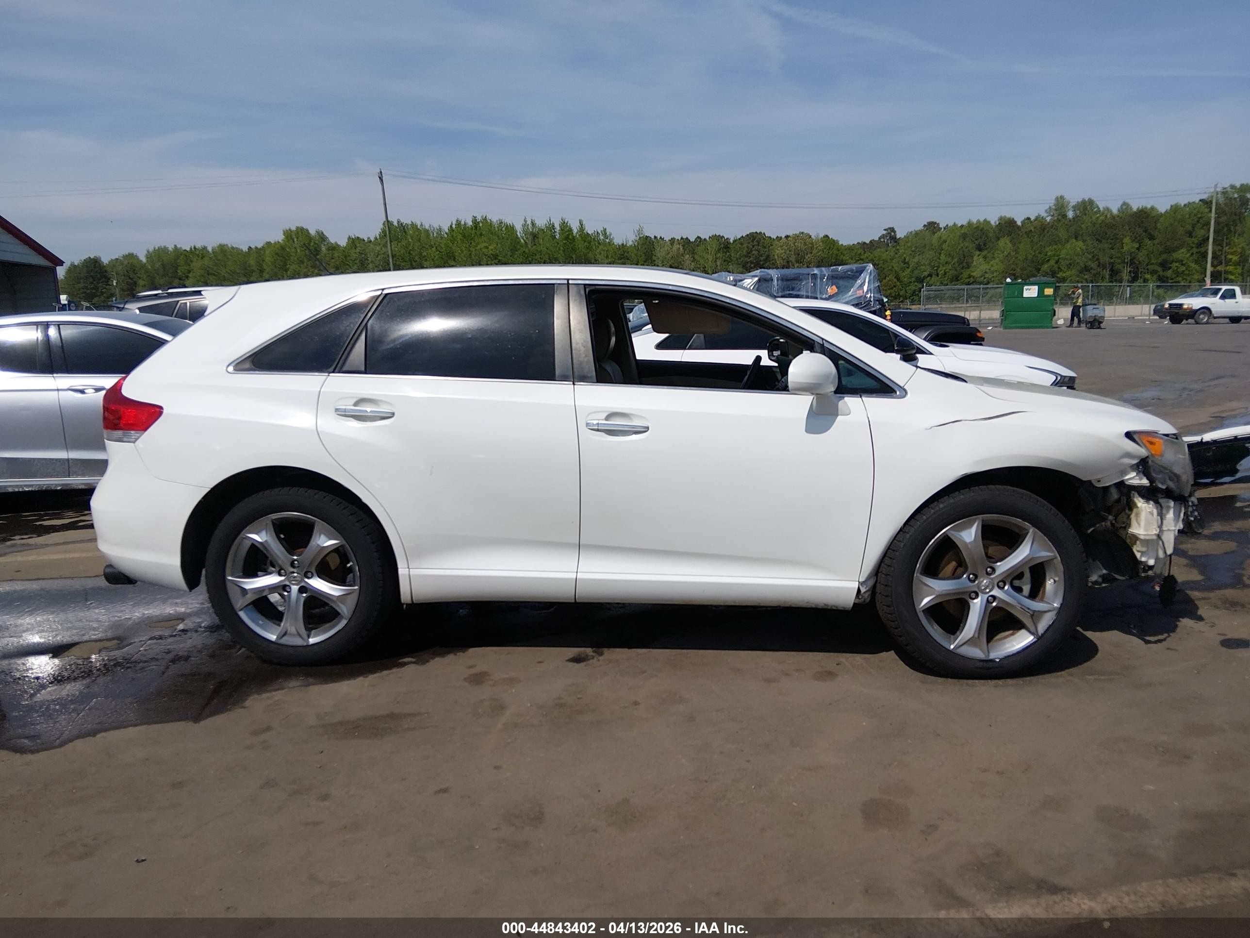 2010 Toyota Venza Base V6 White vin: 4T3ZK3BB5AU034529
