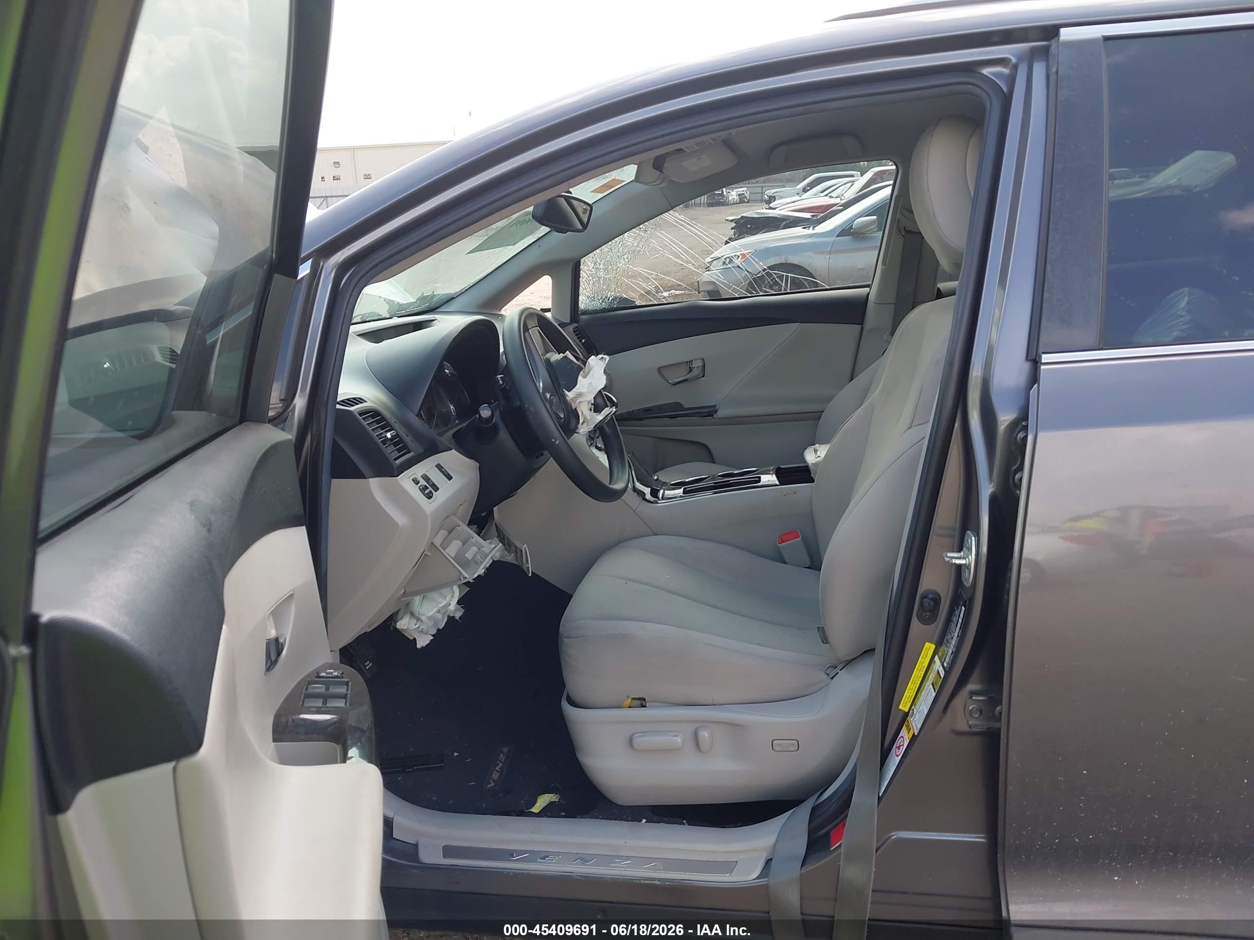 2013 Toyota Venza Le V6 Gray vin: 4T3ZK3BB5DU063050