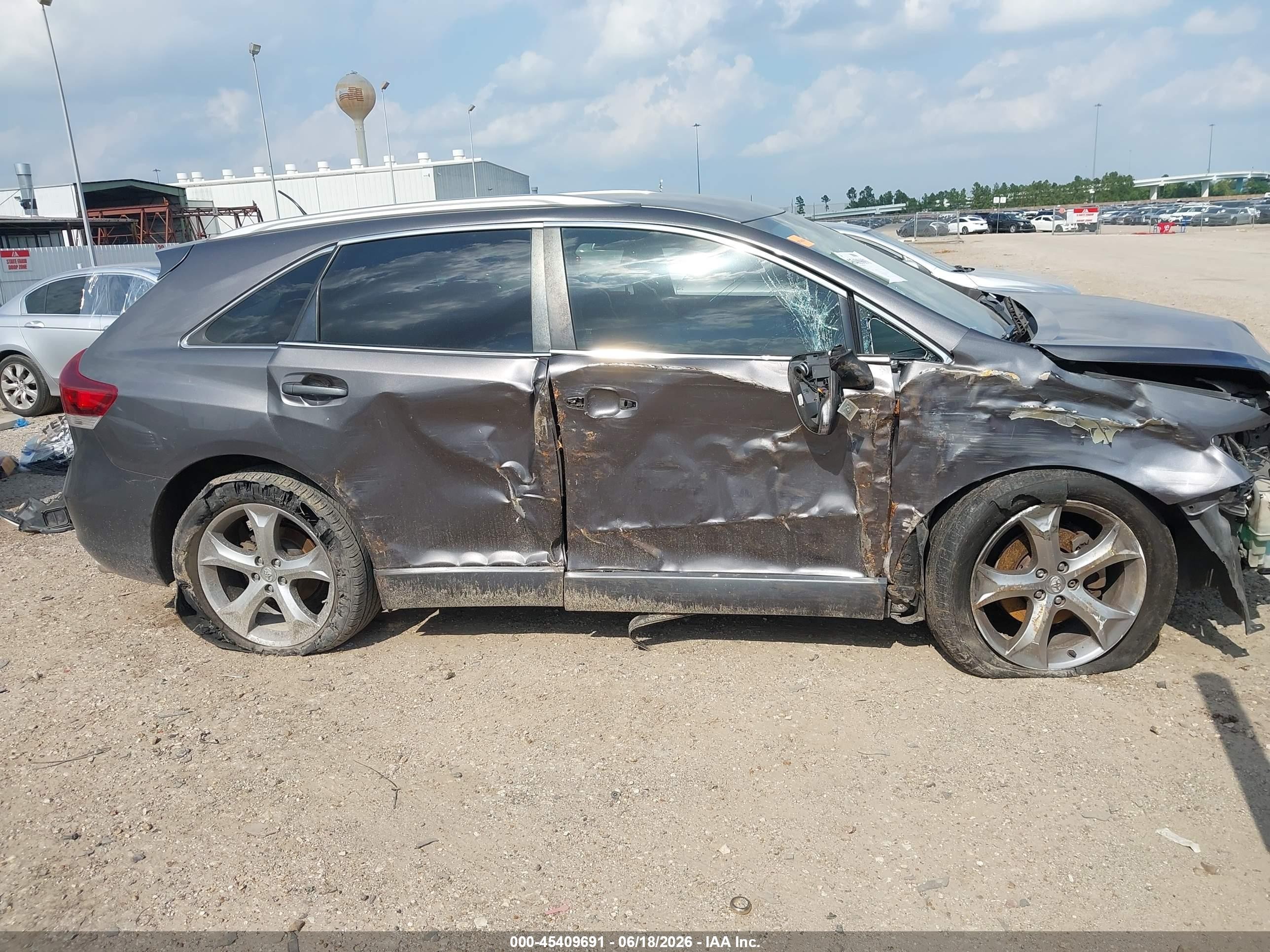 2013 Toyota Venza Le V6 Gray vin: 4T3ZK3BB5DU063050