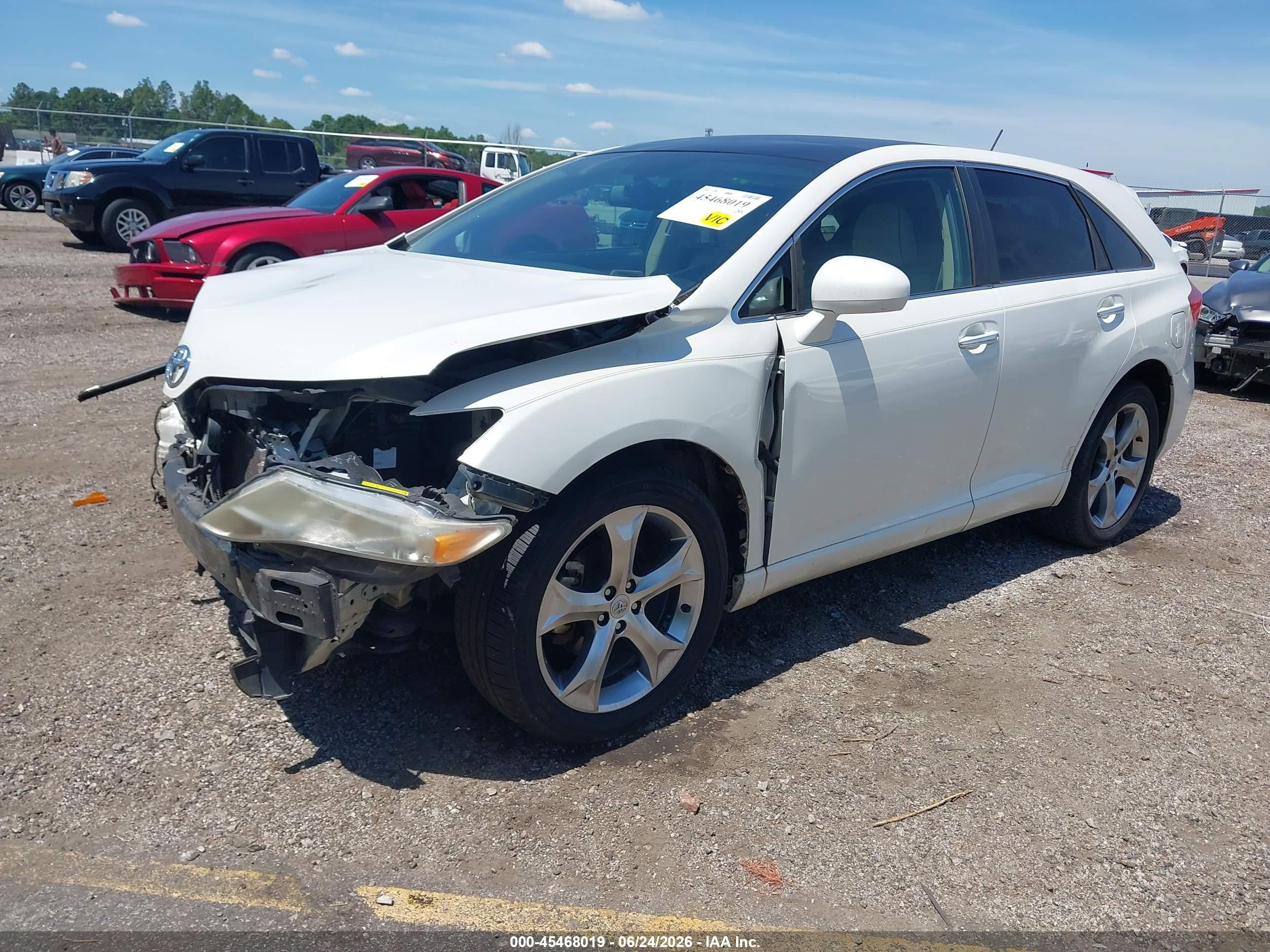 2010 Toyota Venza Base V6 White vin: 4T3ZK3BB6AU025211