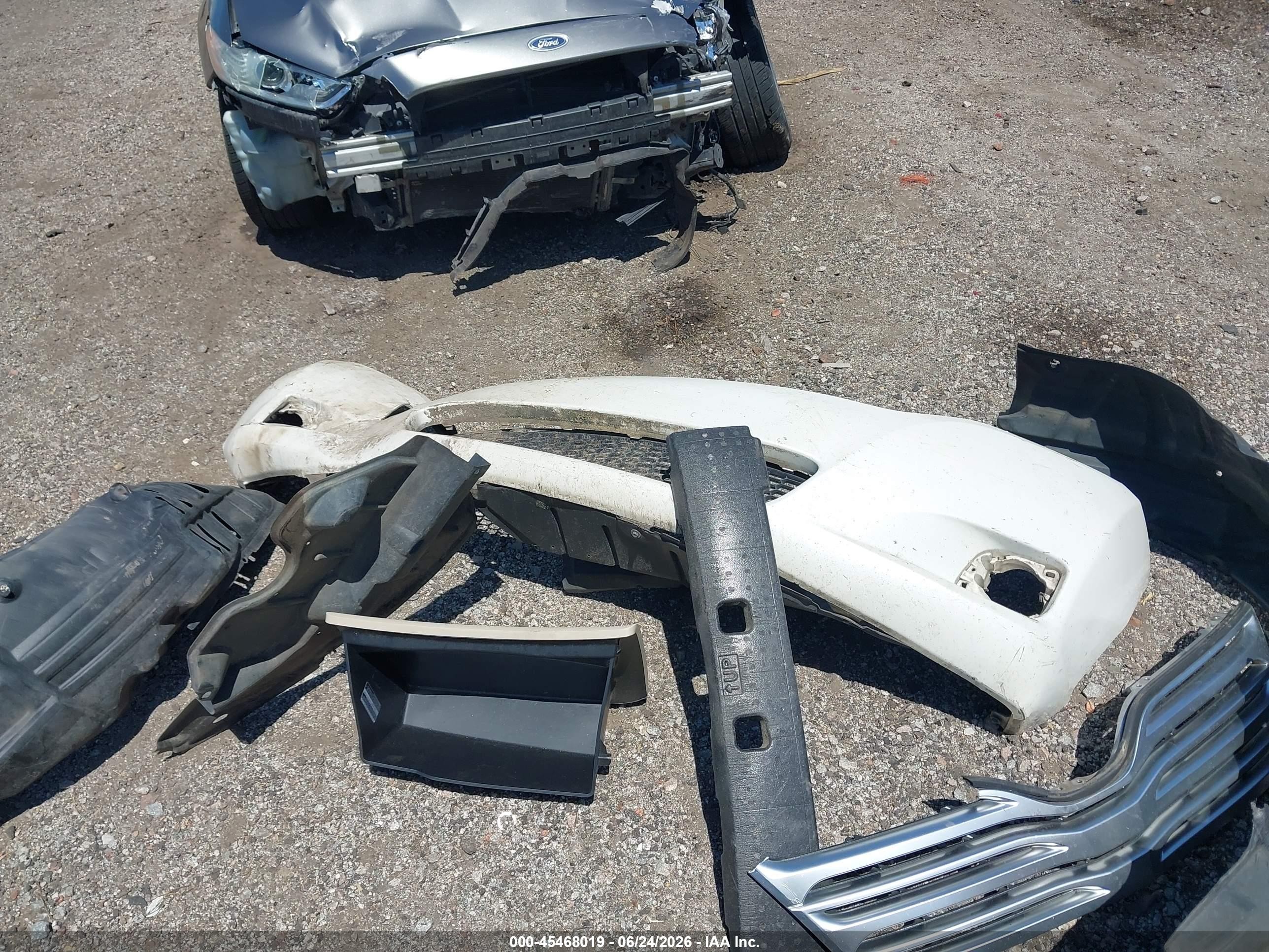 2010 Toyota Venza Base V6 White vin: 4T3ZK3BB6AU025211