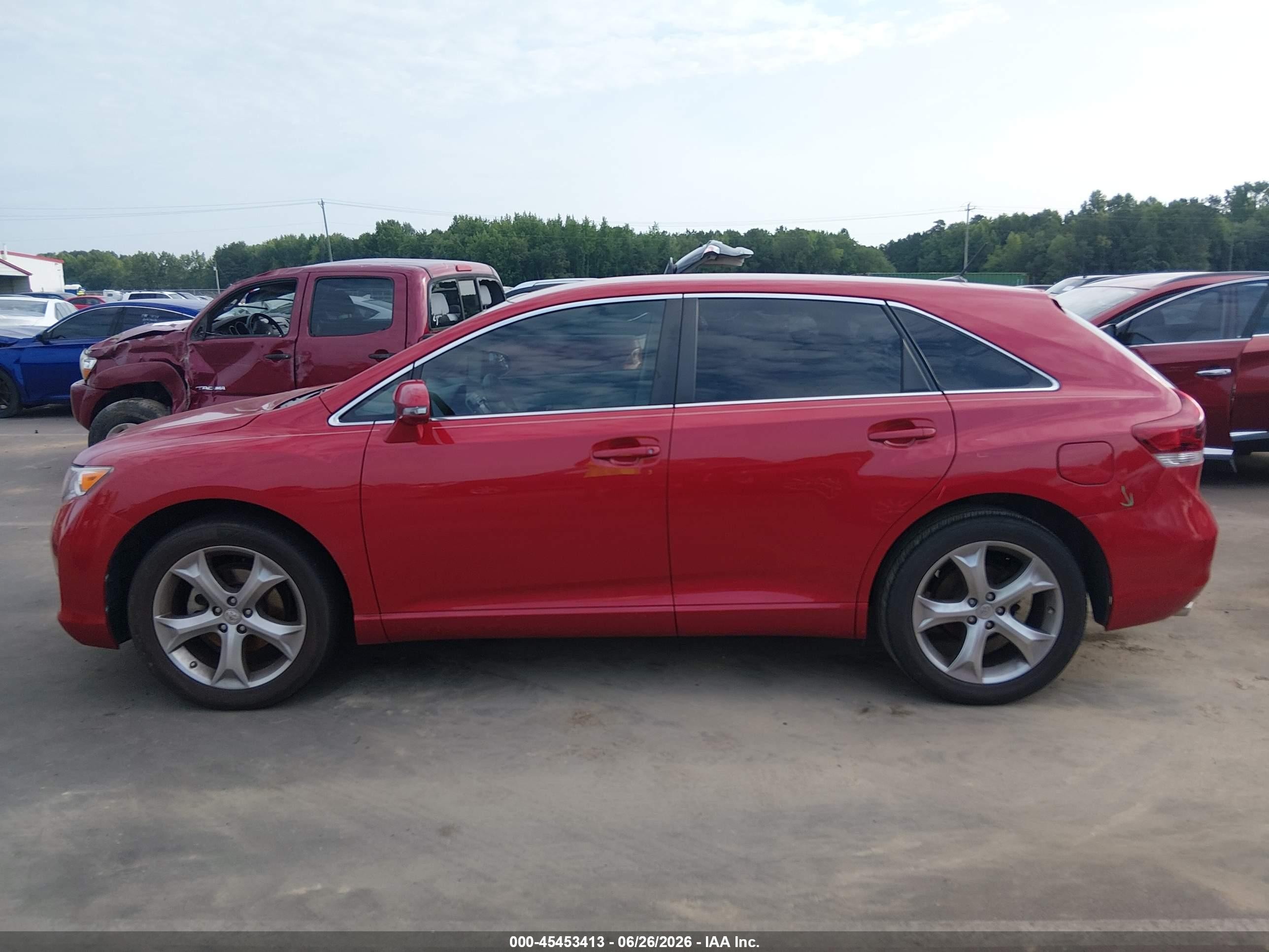 2013 Toyota Venza Le V6 Red vin: 4T3ZK3BB6DU060156