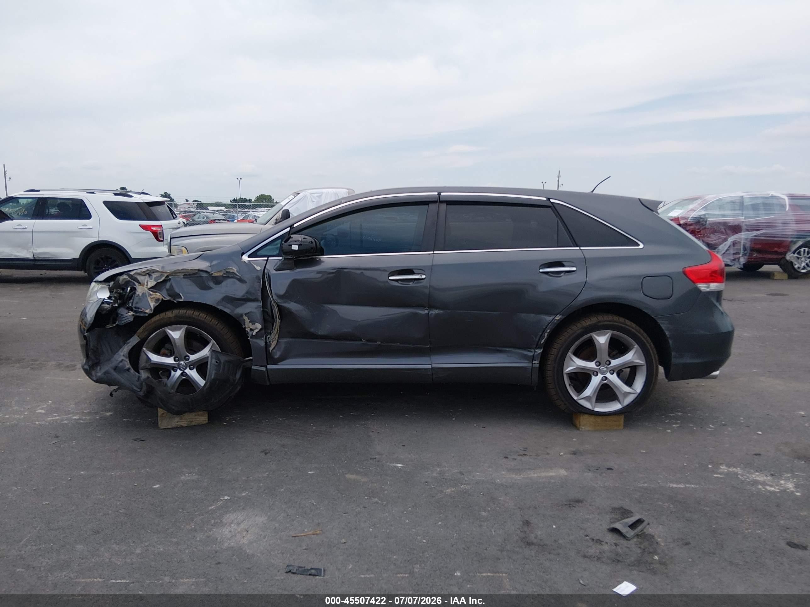 2011 Toyota Venza Base V6 Gray vin: 4T3ZK3BB7BU035988