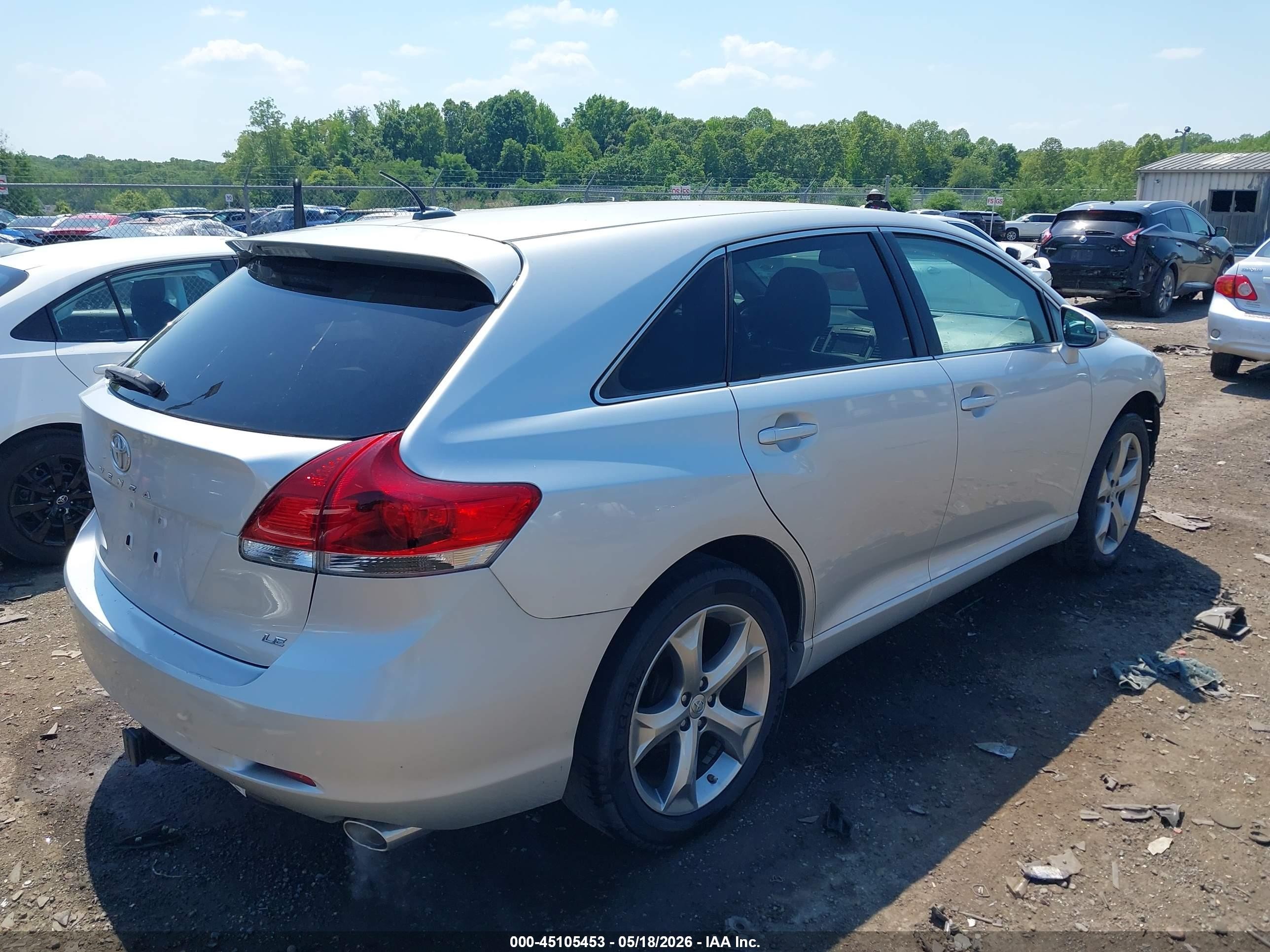 2014 Toyota Venza Le V6 Silver vin: 4T3ZK3BB7EU065190