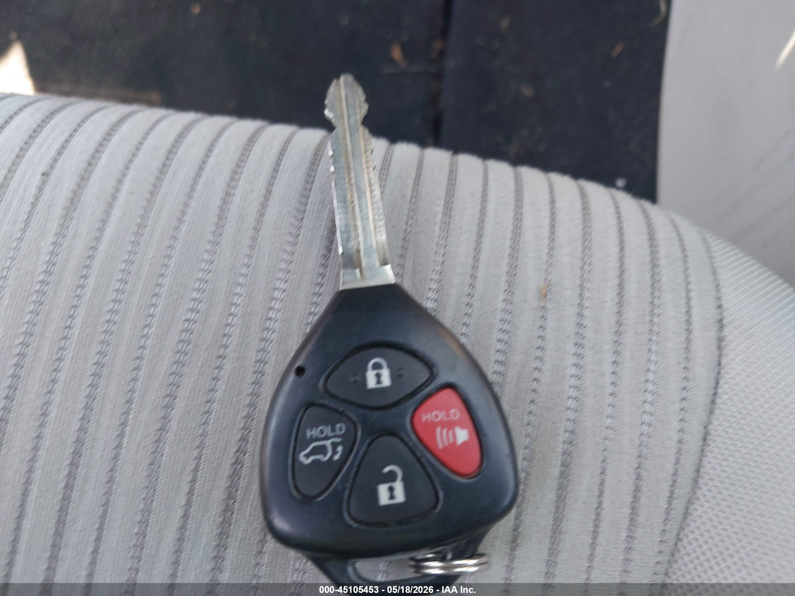 2014 Toyota Venza Le V6 Silver vin: 4T3ZK3BB7EU065190