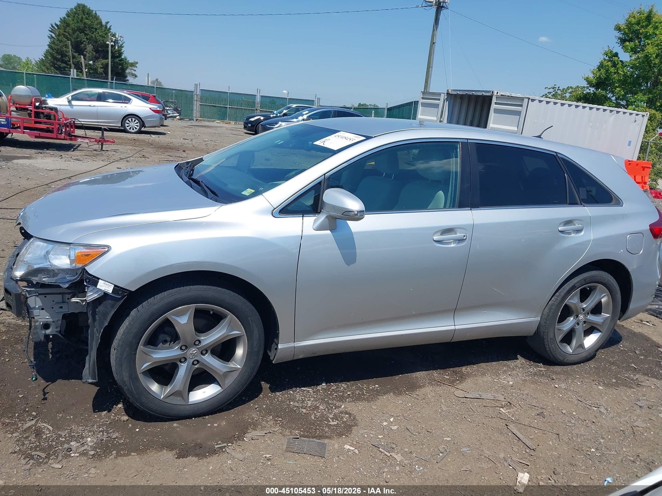 2014 Toyota Venza Le V6 Silver vin: 4T3ZK3BB7EU065190