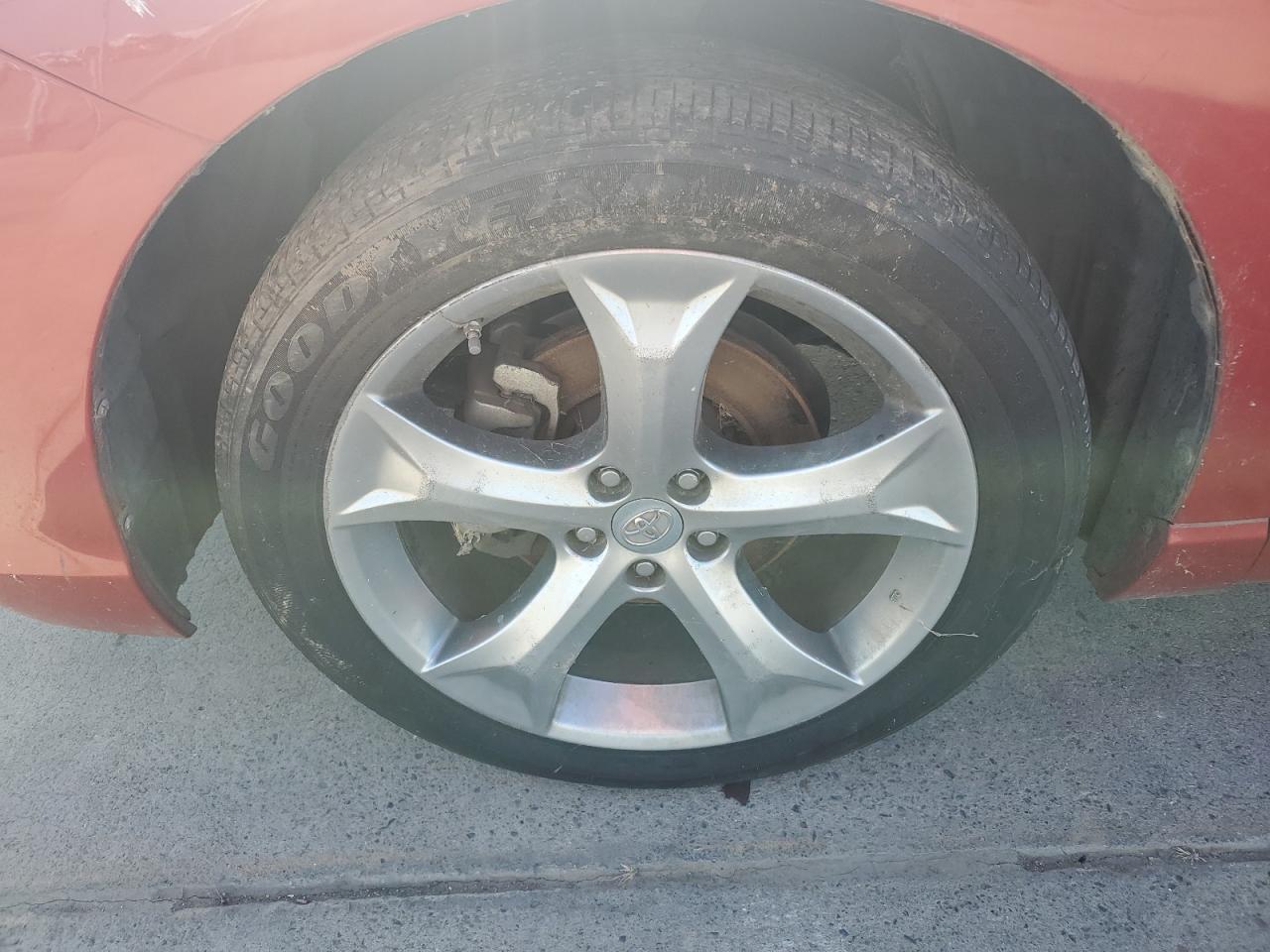 2015 Toyota Venza Xle Red vin: 4T3ZK3BB7FU070360 Damage: Left Front Wheel, Curb Rash, > 12 Inches