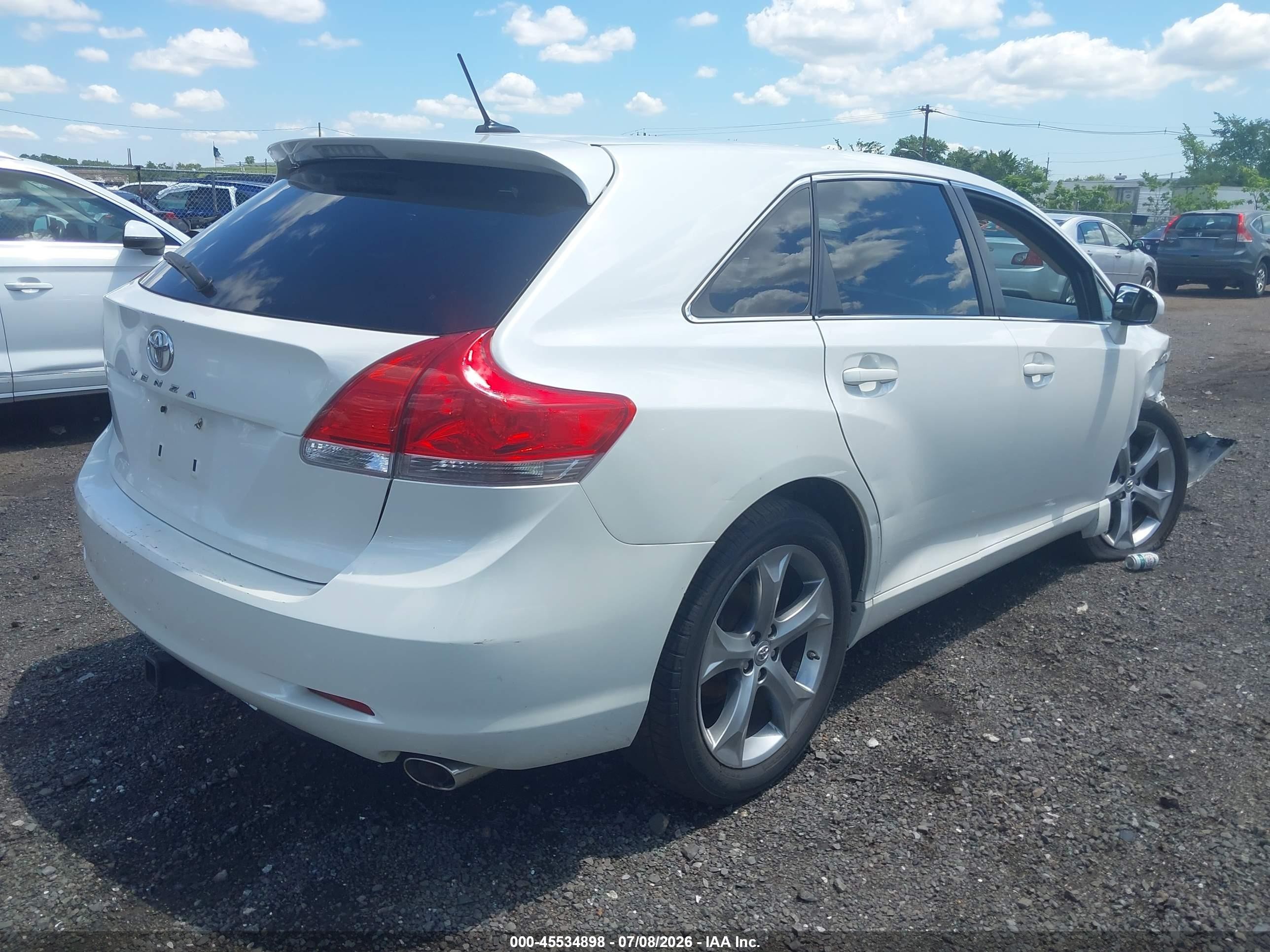 2010 Toyota Venza Base V6 White vin: 4T3ZK3BB8AU023346