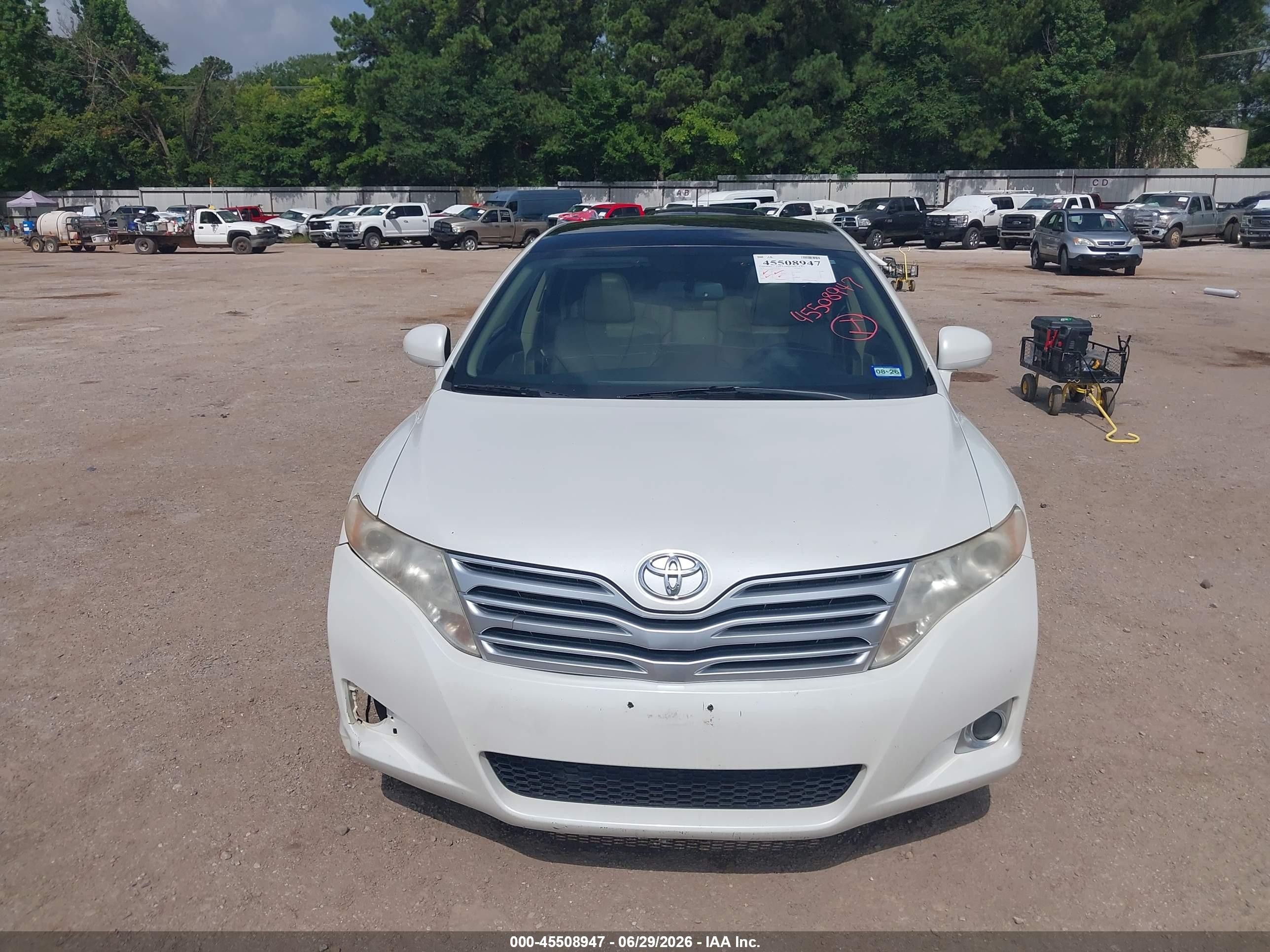 2010 Toyota Venza Base V6 White vin: 4T3ZK3BB8AU025291