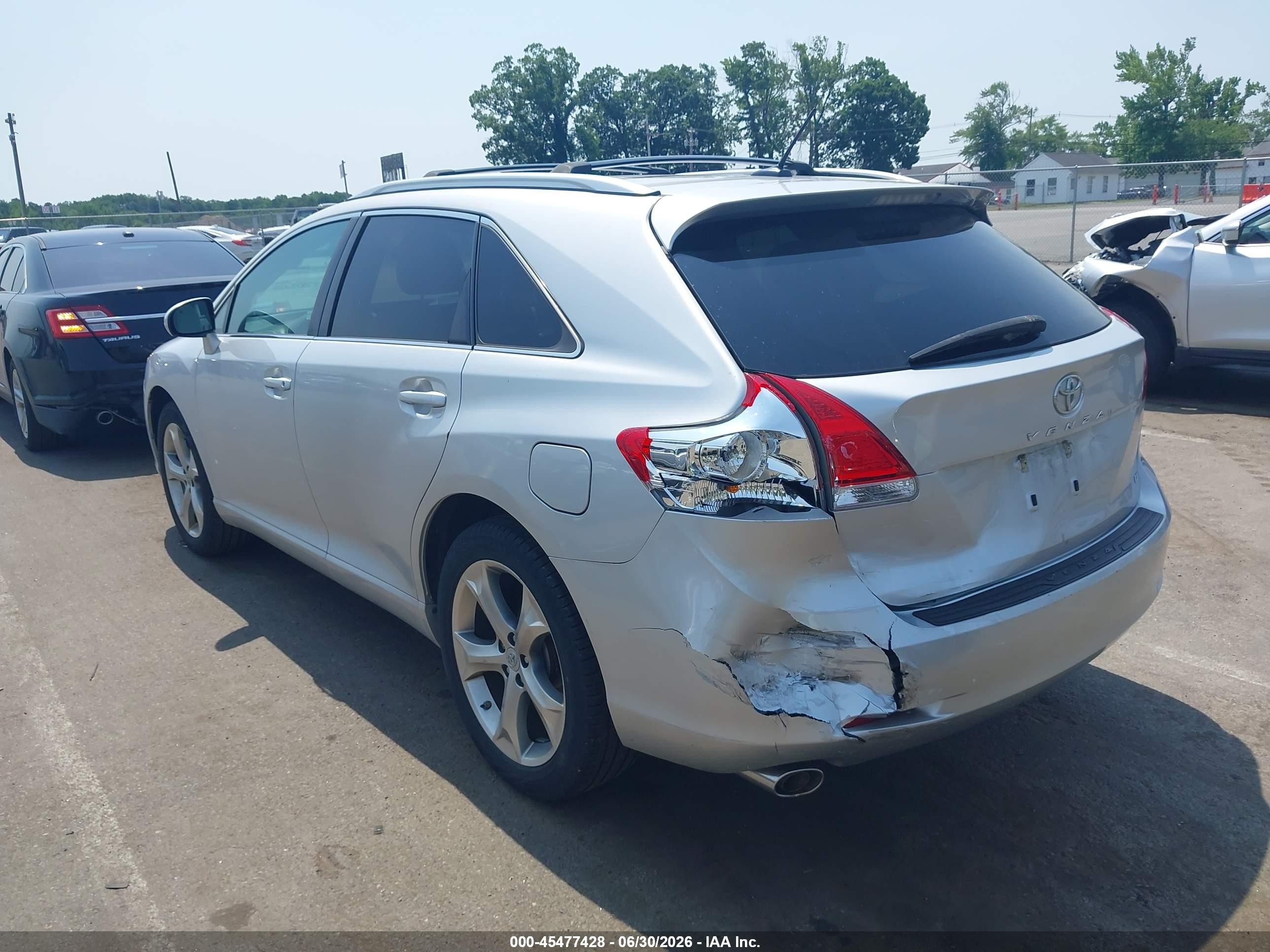 2012 Toyota Venza Le V6 Серебряный vin: 4T3ZK3BB9CU049084