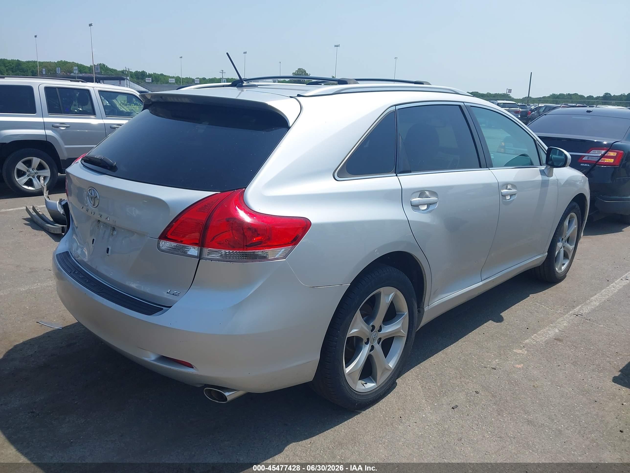 2012 Toyota Venza Le V6 Серебряный vin: 4T3ZK3BB9CU049084