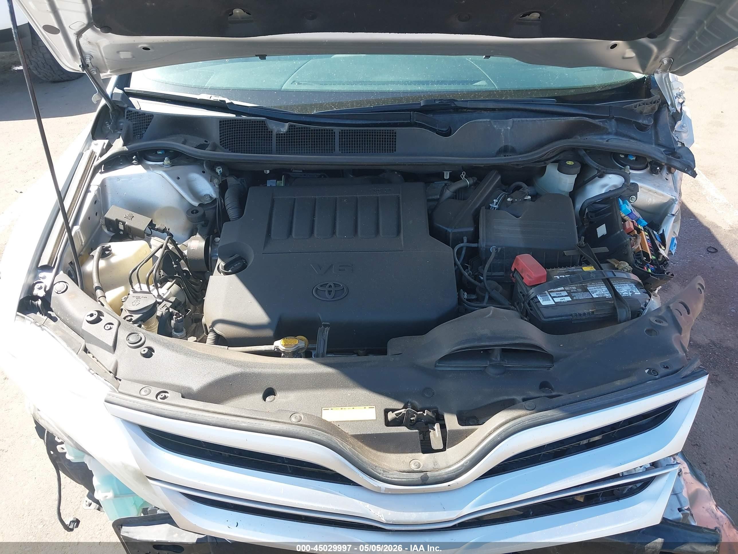 2014 Toyota Venza Le V6 Silver vin: 4T3ZK3BB9EU069810