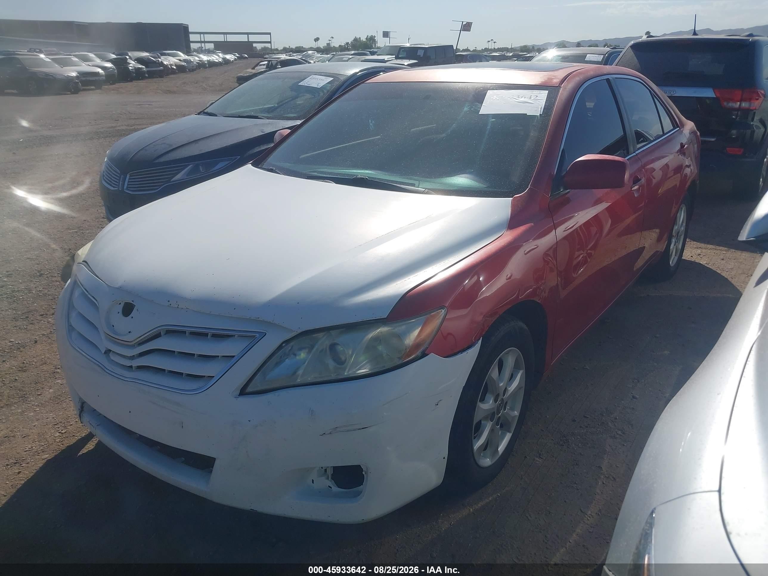 2007 Toyota Camry Le Red vin: 4T4BE46K07R004080