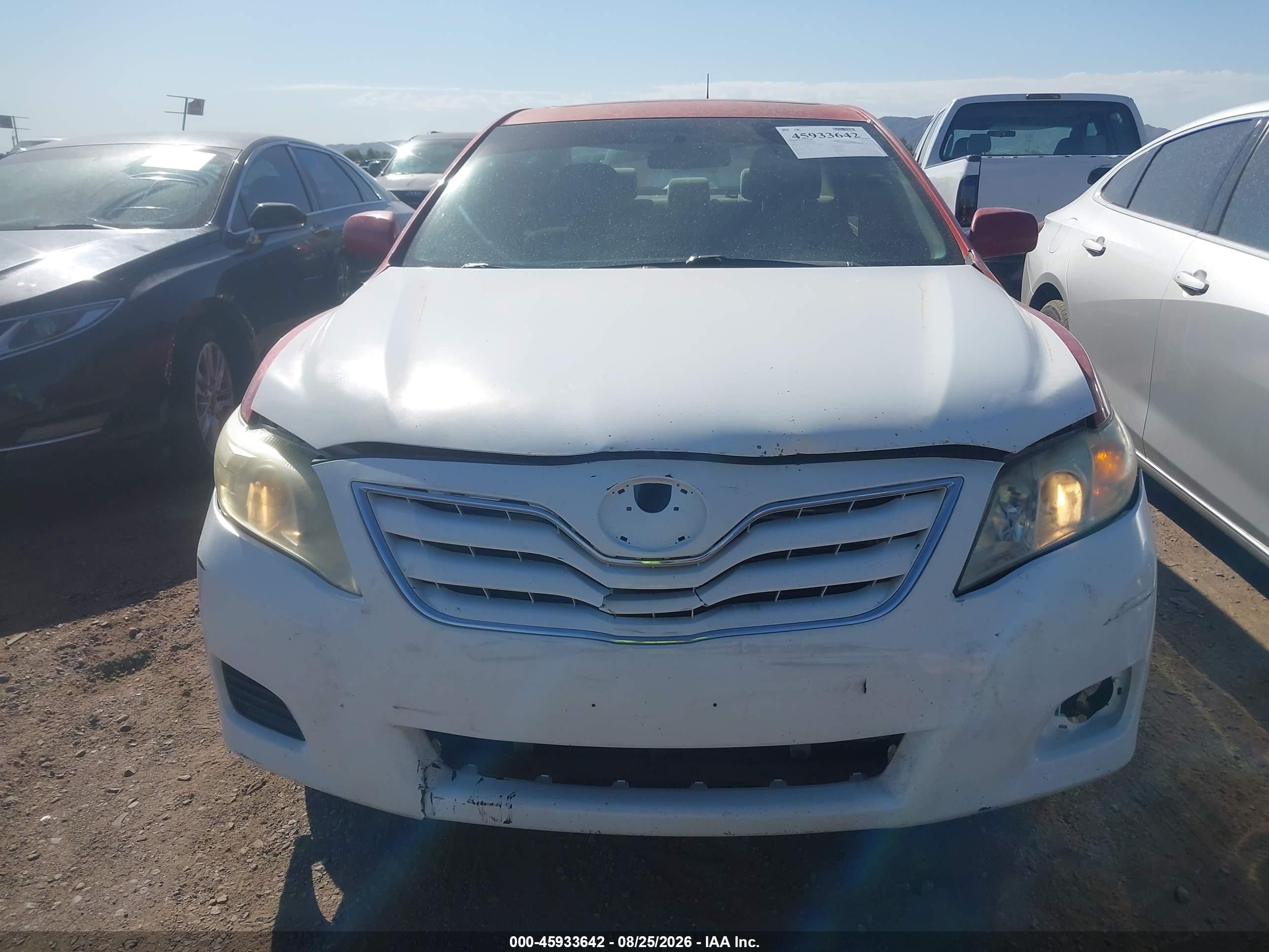 2007 Toyota Camry Le Red vin: 4T4BE46K07R004080