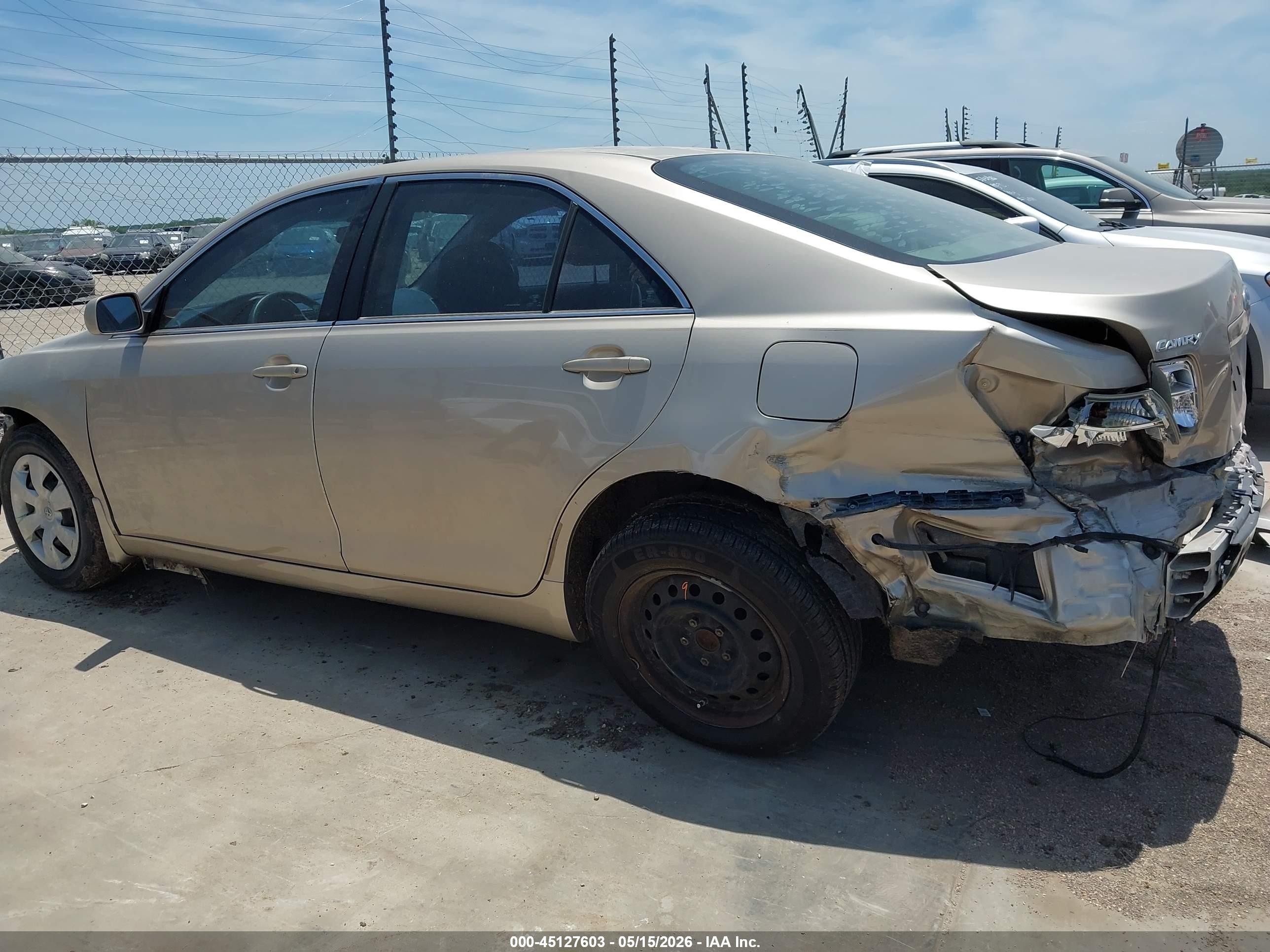 2007 Toyota Camry Le Бежевый vin: 4T4BE46K07R005682