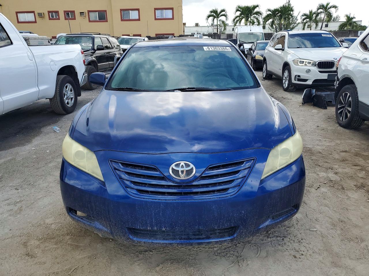 2009 Toyota Camry Le Blue vin: 4T4BE46K09R049684