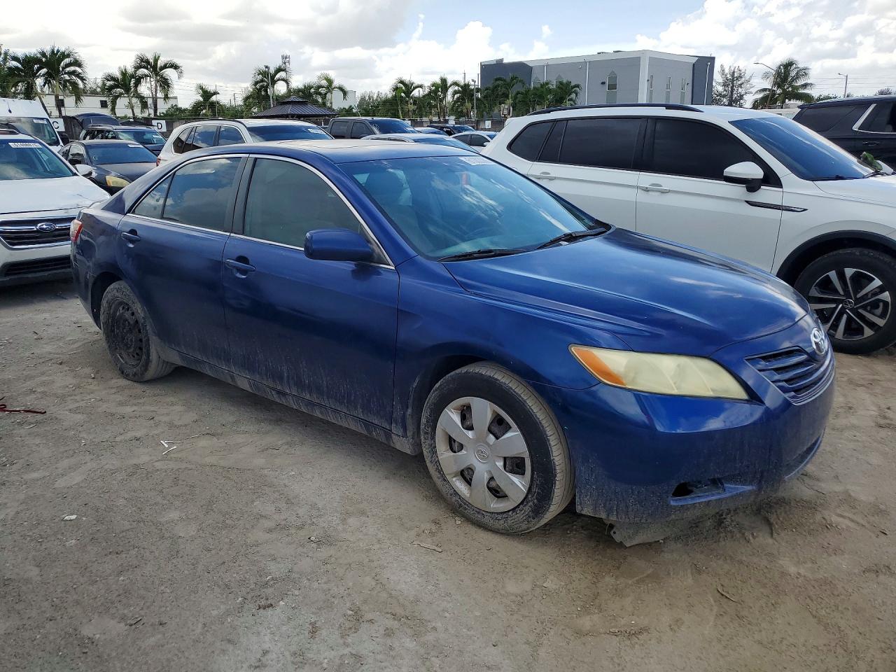 2009 Toyota Camry Le Blue vin: 4T4BE46K09R049684