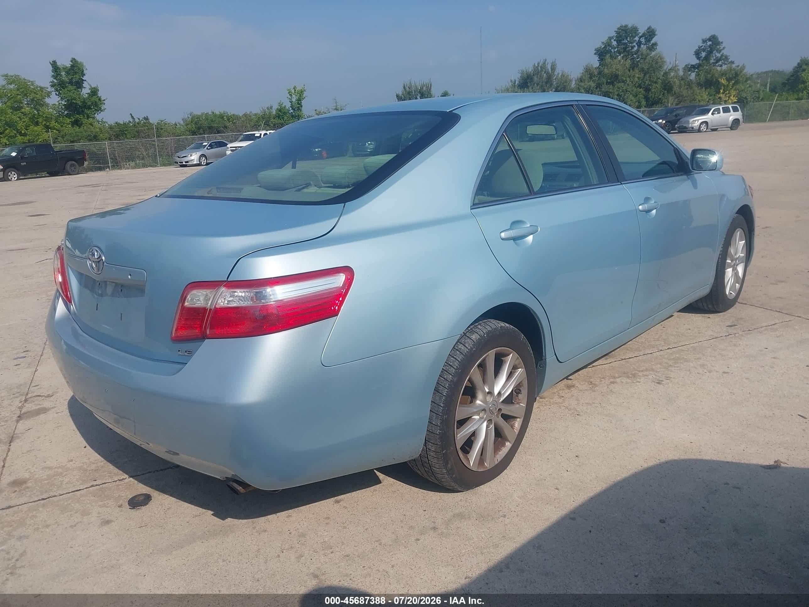 2009 Toyota Camry Le Light Blue vin: 4T4BE46K09R052570