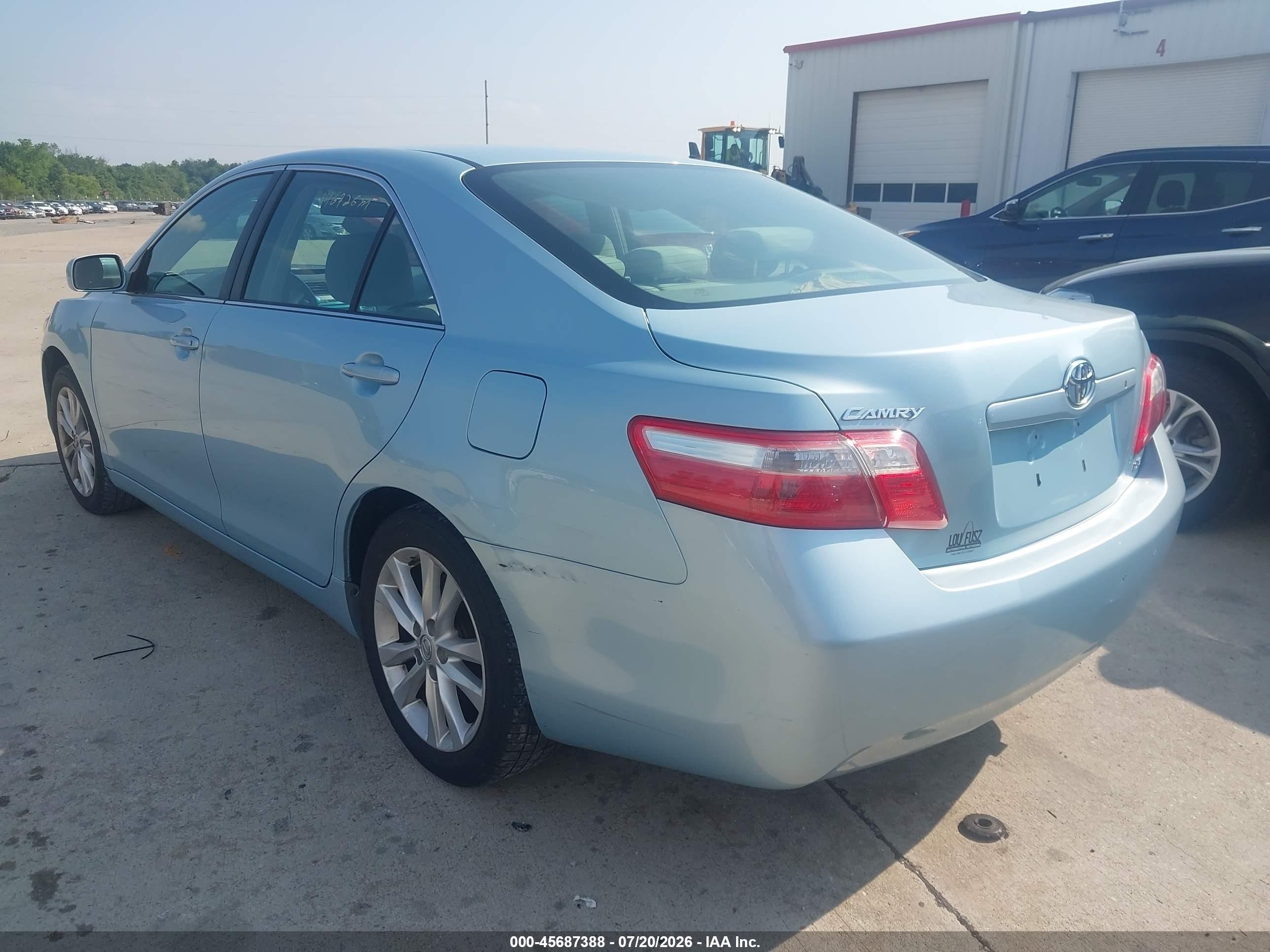 2009 Toyota Camry Le Light Blue vin: 4T4BE46K09R052570