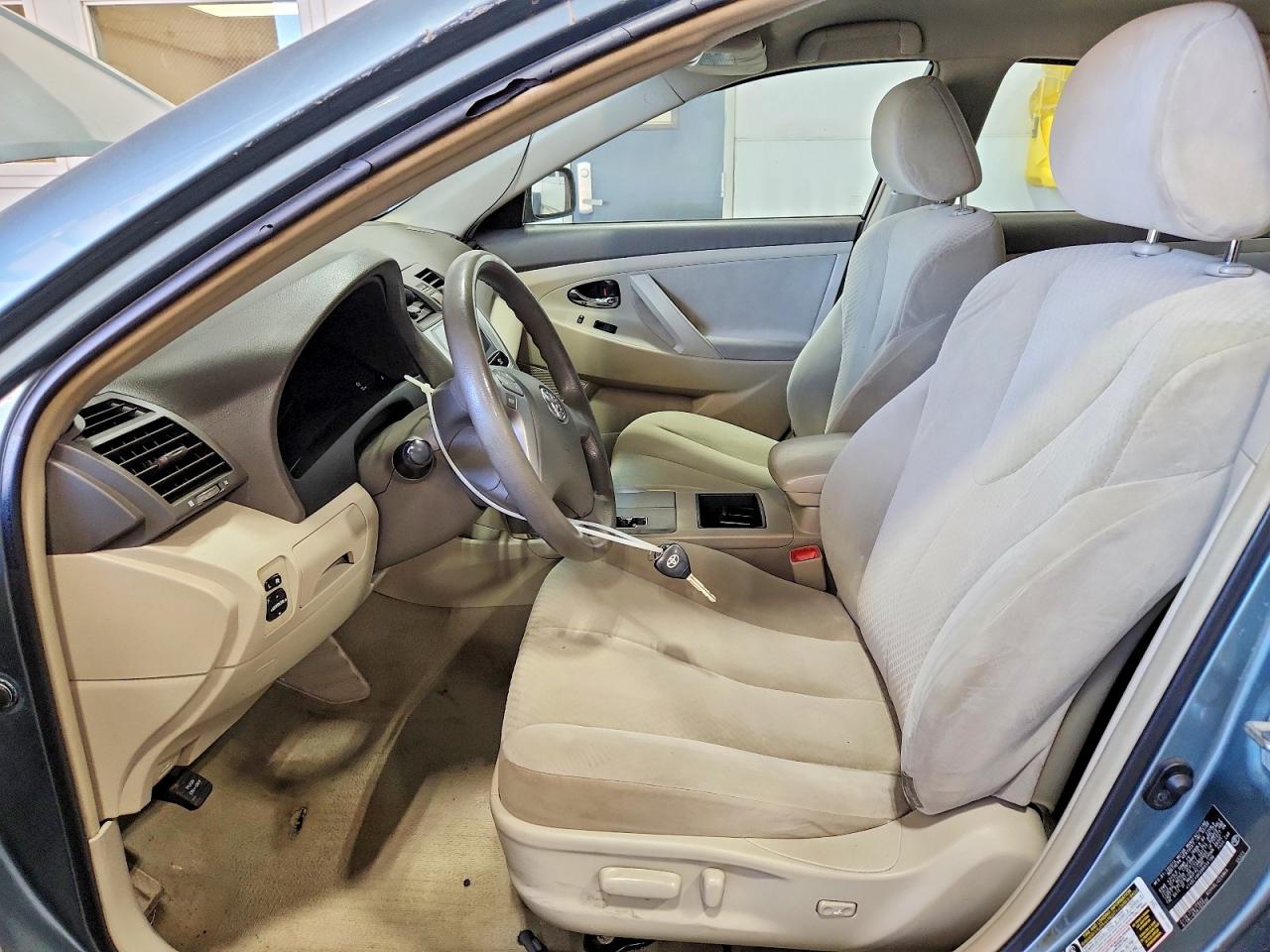 2009 Toyota Camry Le Бирюзовый vin: 4T4BE46K09R056196