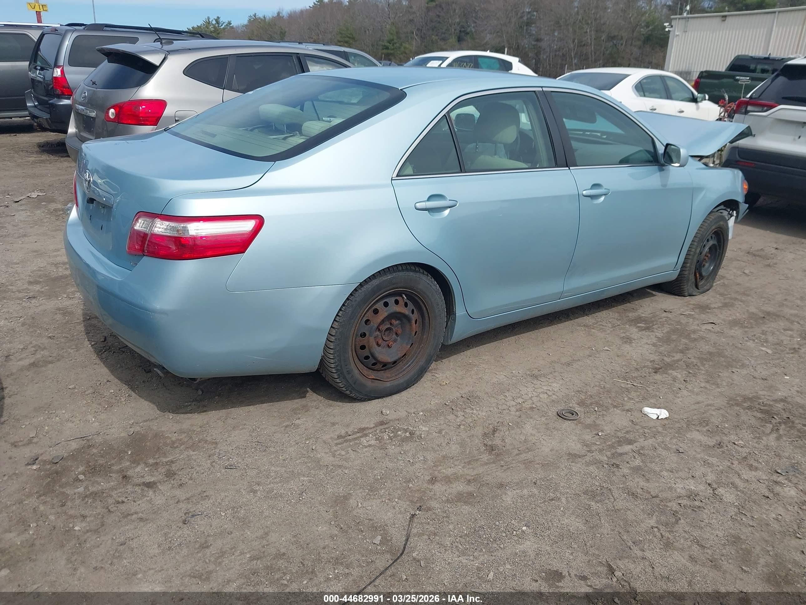 2009 Toyota Camry Le Blue vin: 4T4BE46K09R058479