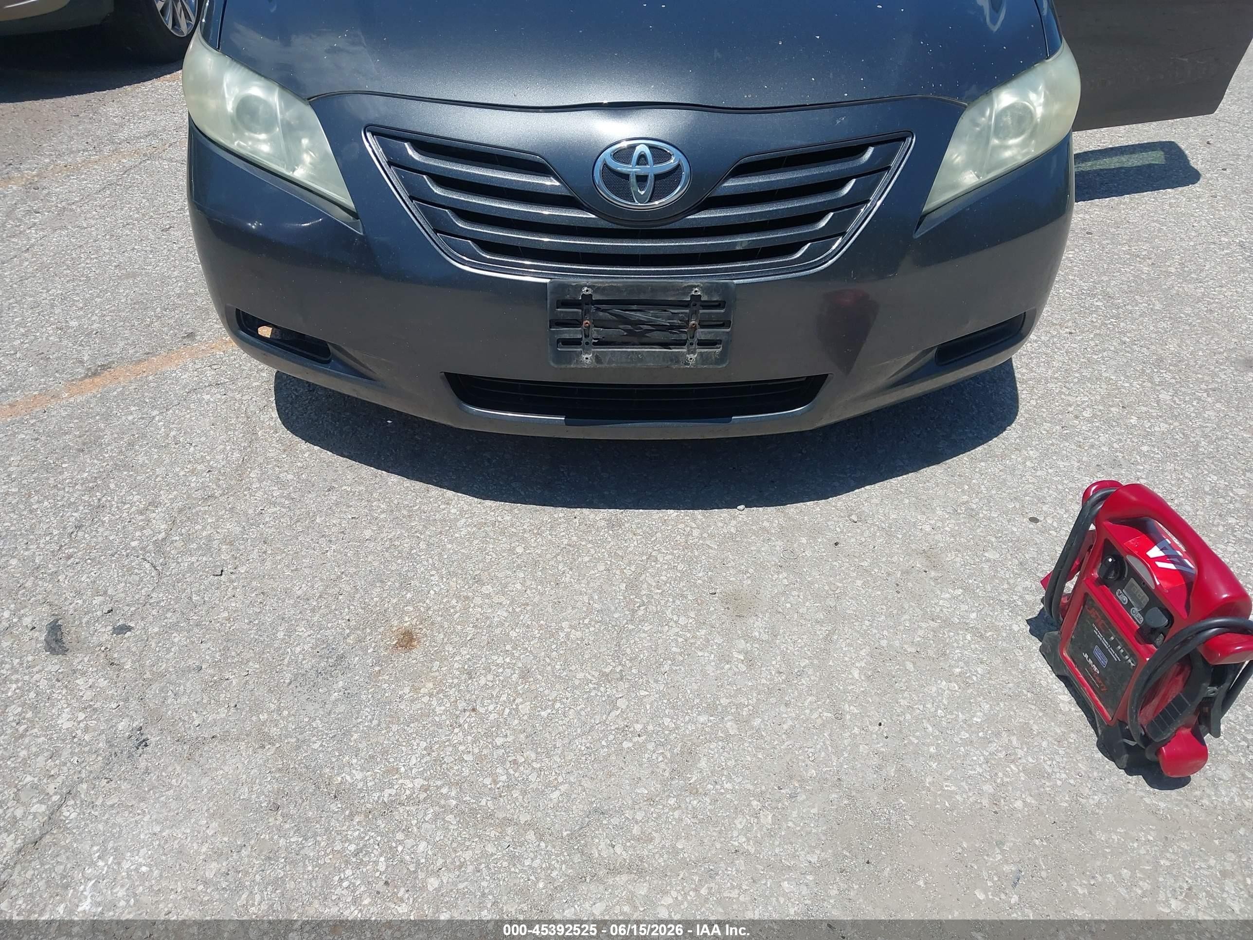 2009 Toyota Camry Le Gray vin: 4T4BE46K09R062483