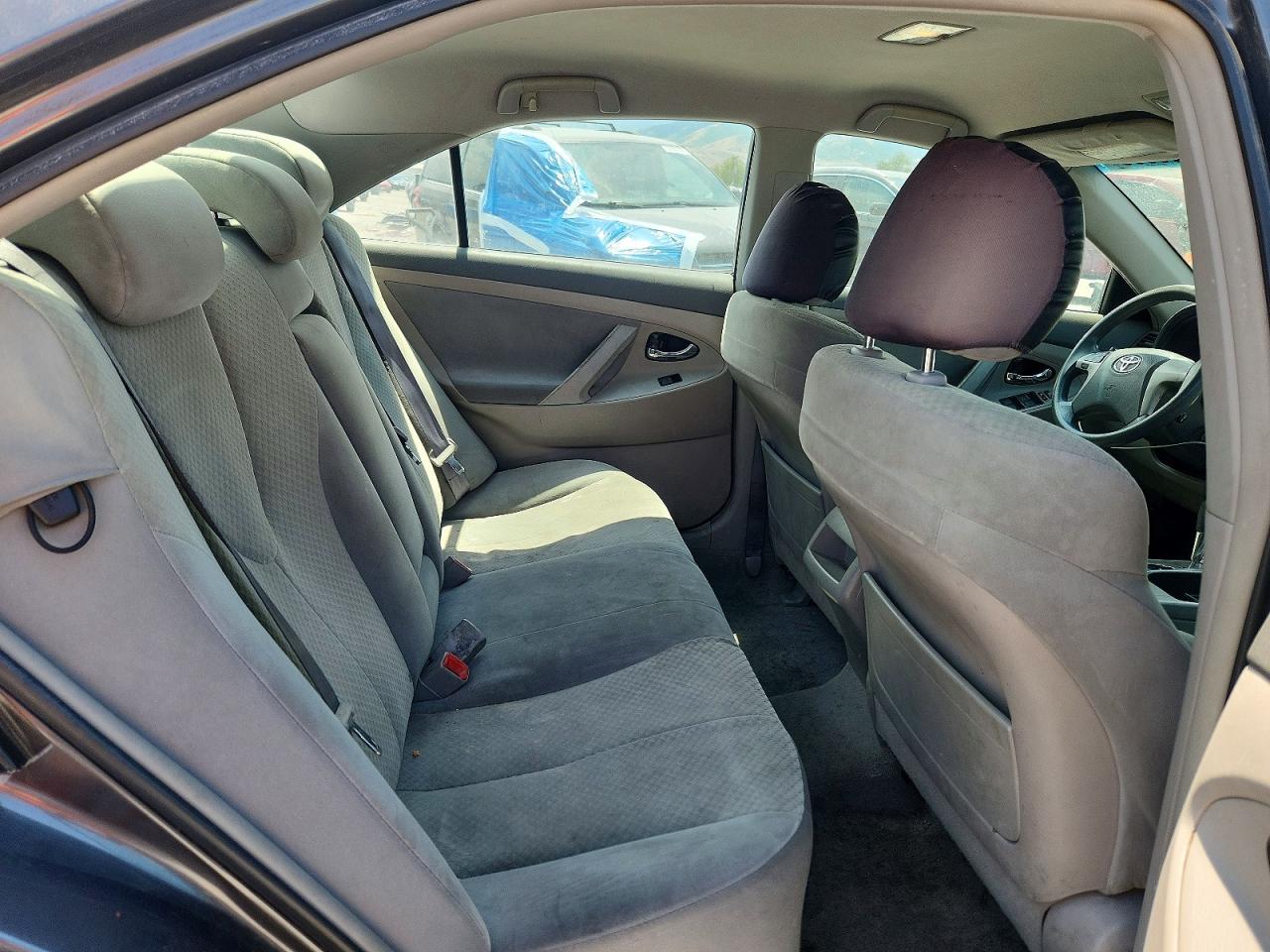 2009 Toyota Camry Le Gray vin: 4T4BE46K09R068865