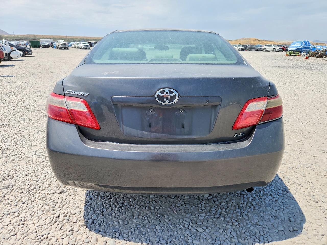 2009 Toyota Camry Le Gray vin: 4T4BE46K09R068865