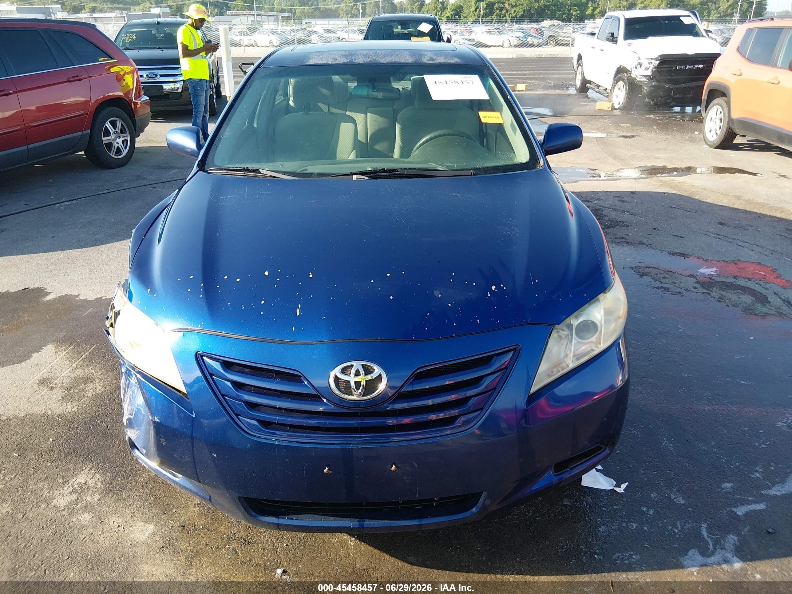 2009 Toyota Camry Le Blue vin: 4T4BE46K09R073175