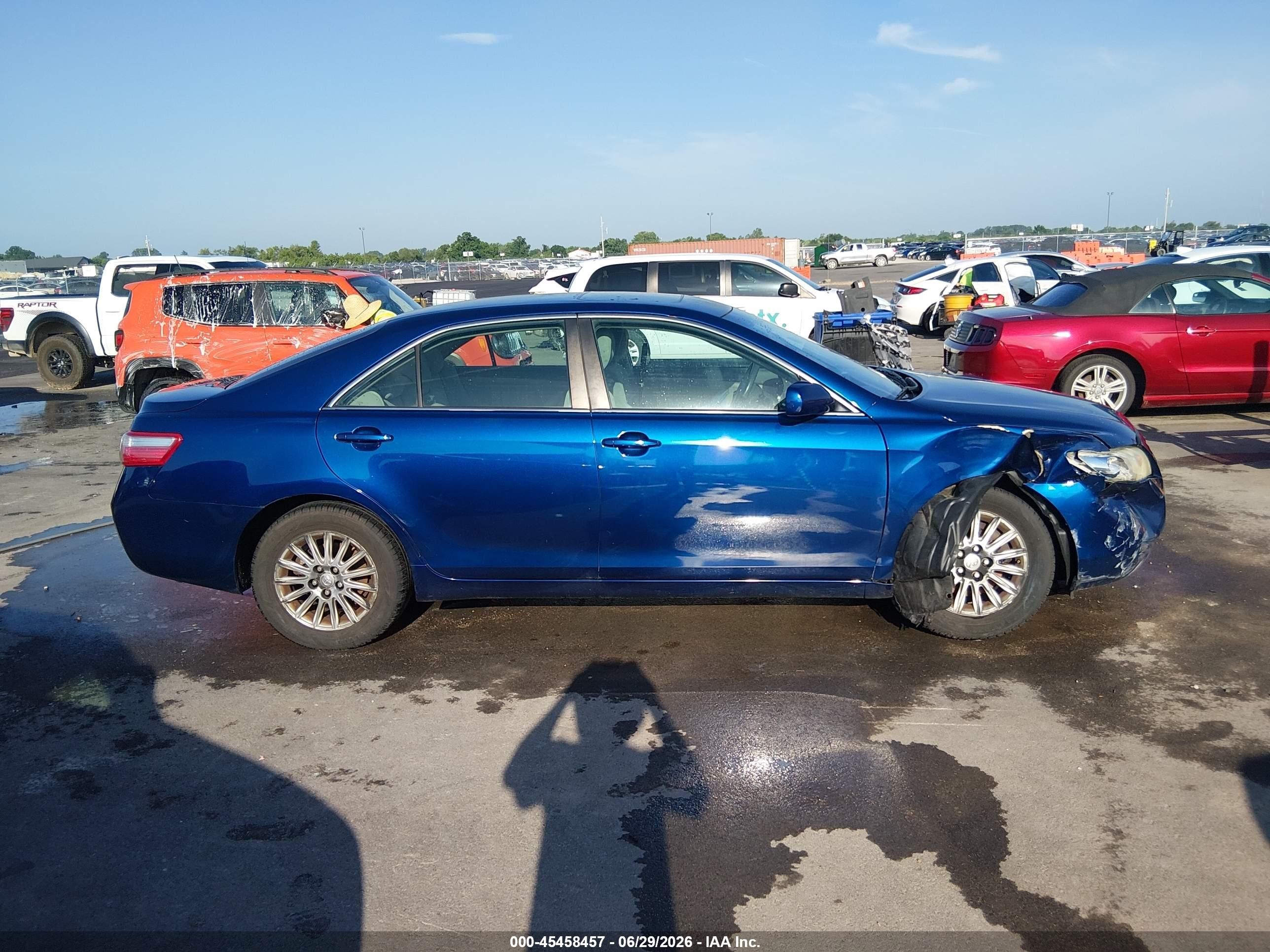 2009 Toyota Camry Le Blue vin: 4T4BE46K09R073175