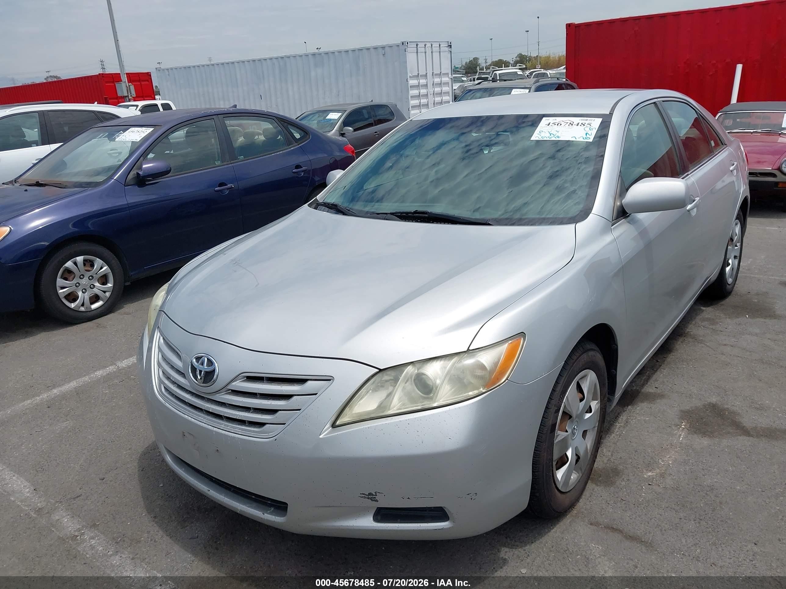 2009 Toyota Camry Le Silver vin: 4T4BE46K09R080840