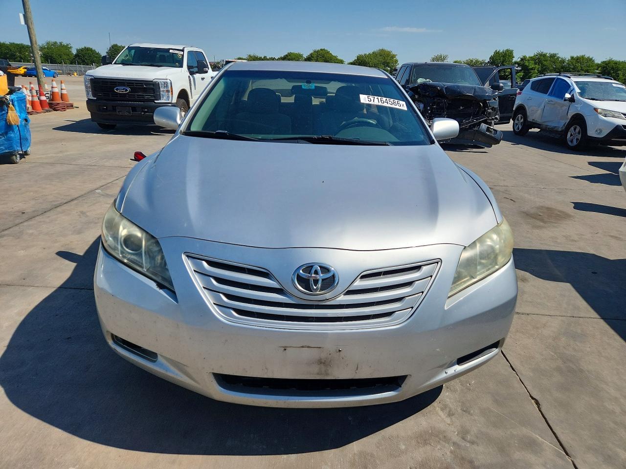 2009 Toyota Camry Le Silver vin: 4T4BE46K09R084810
