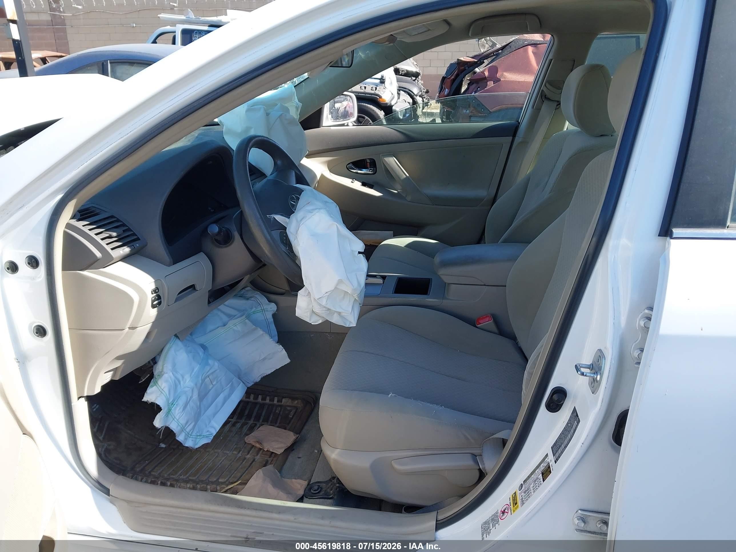 2009 Toyota Camry White vin: 4T4BE46K09R088436