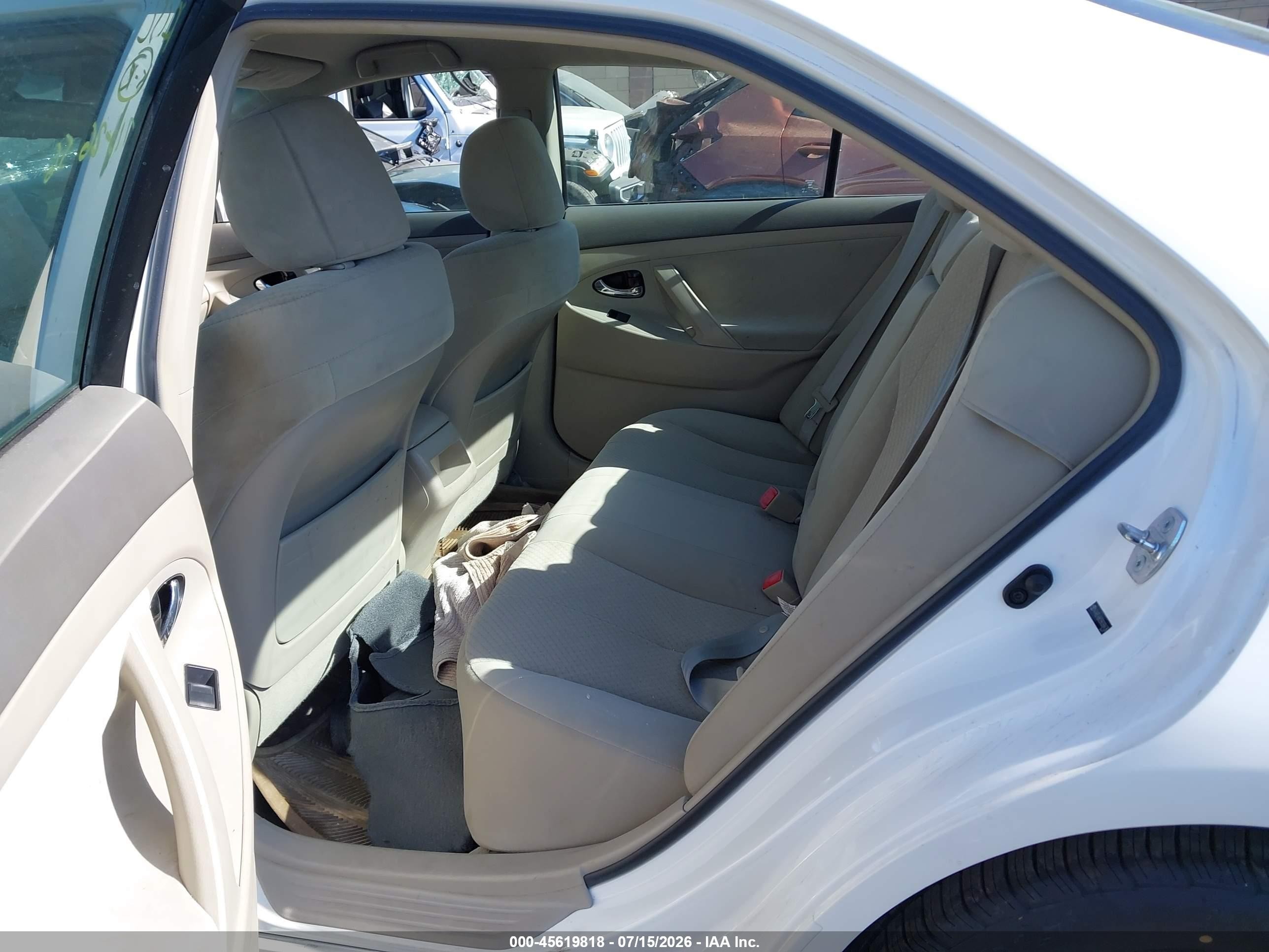 2009 Toyota Camry White vin: 4T4BE46K09R088436