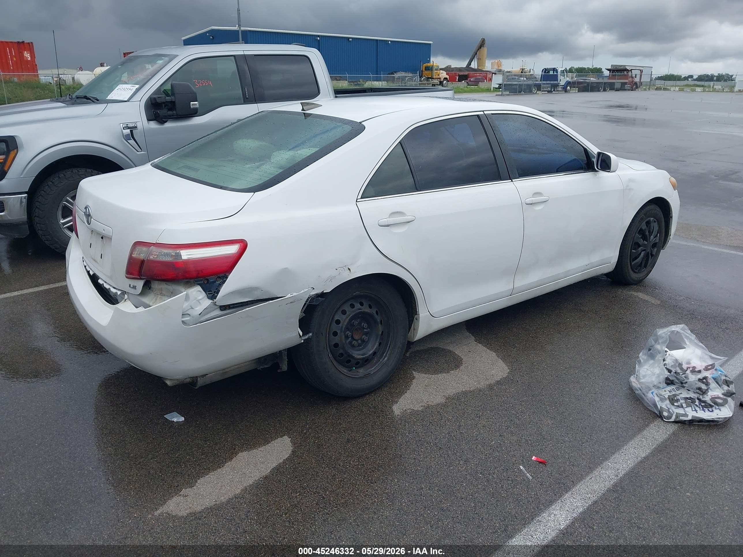 2009 Toyota Camry Le White vin: 4T4BE46K09R102495