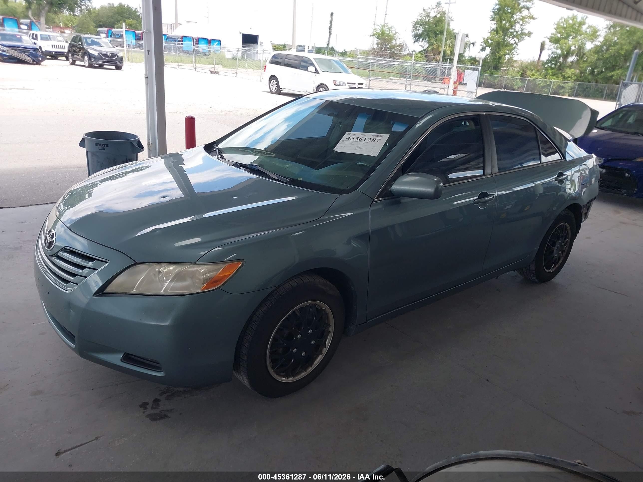 2009 Toyota Camry Le Blue vin: 4T4BE46K09R125629