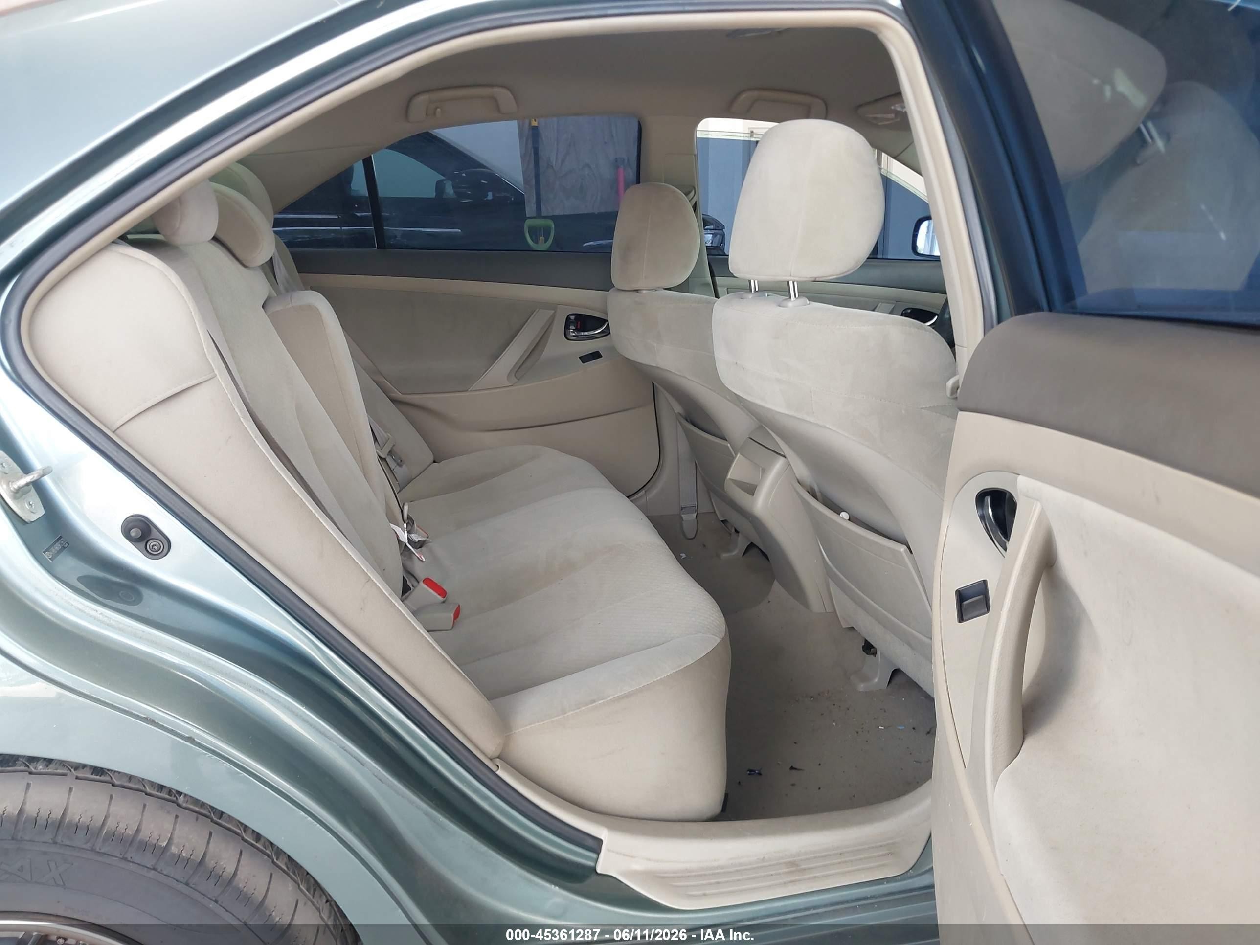 2009 Toyota Camry Le Blue vin: 4T4BE46K09R125629