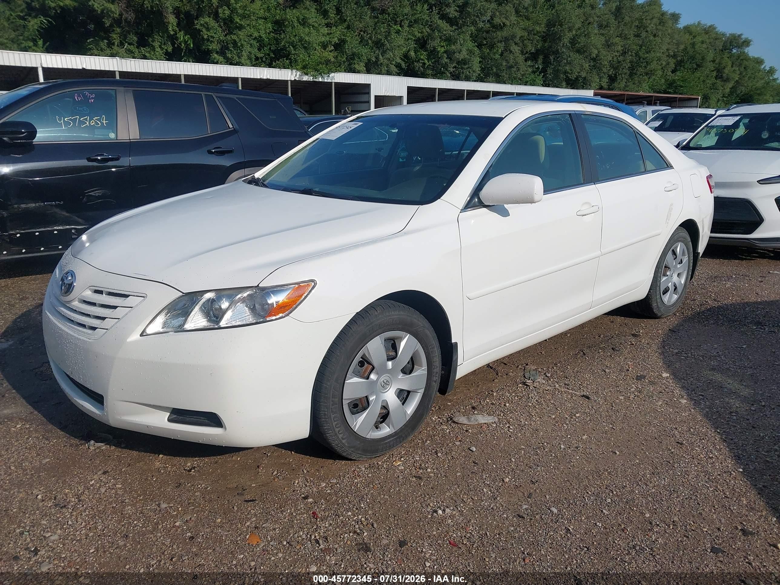 2009 Toyota Camry Le White vin: 4T4BE46K09R128286