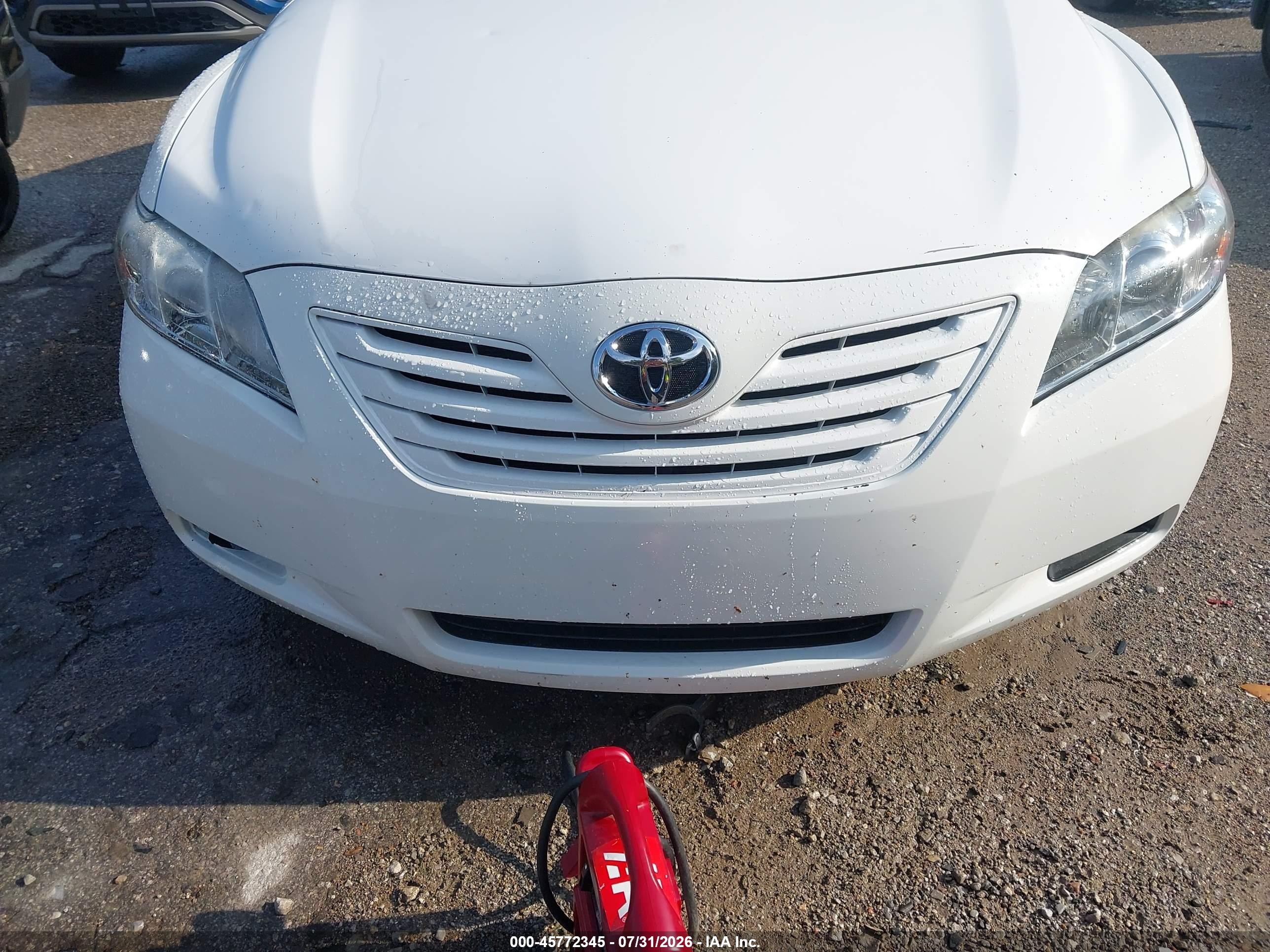 2009 Toyota Camry Le White vin: 4T4BE46K09R128286