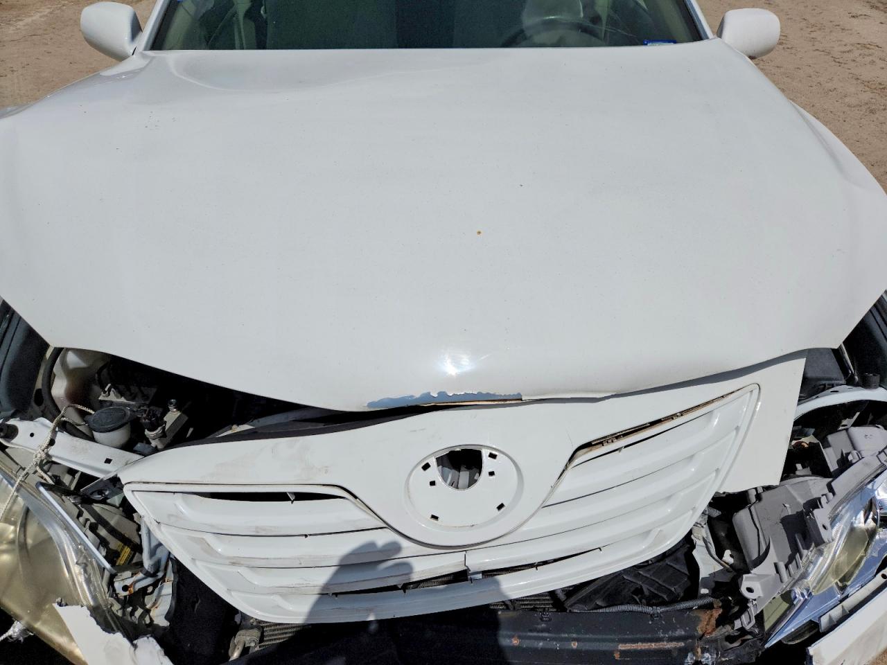 2007 Toyota Camry Le White vin: 4T4BE46K17R008963