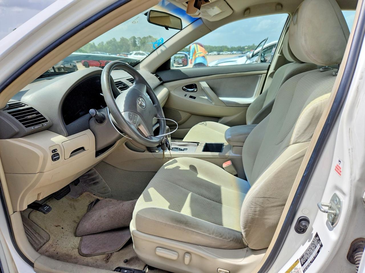 2007 Toyota Camry Le White vin: 4T4BE46K17R008963